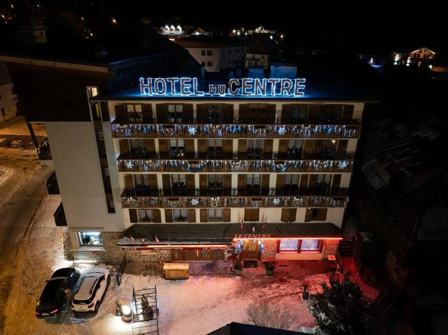 Property building in Hôtel du Centre