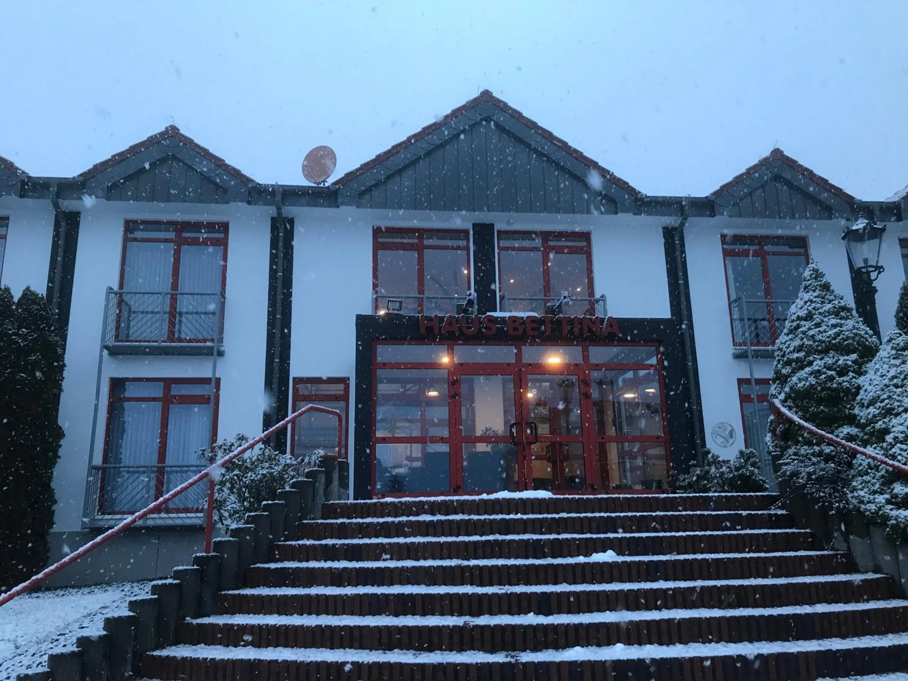 Facade/entrance in Landhotel Stüer