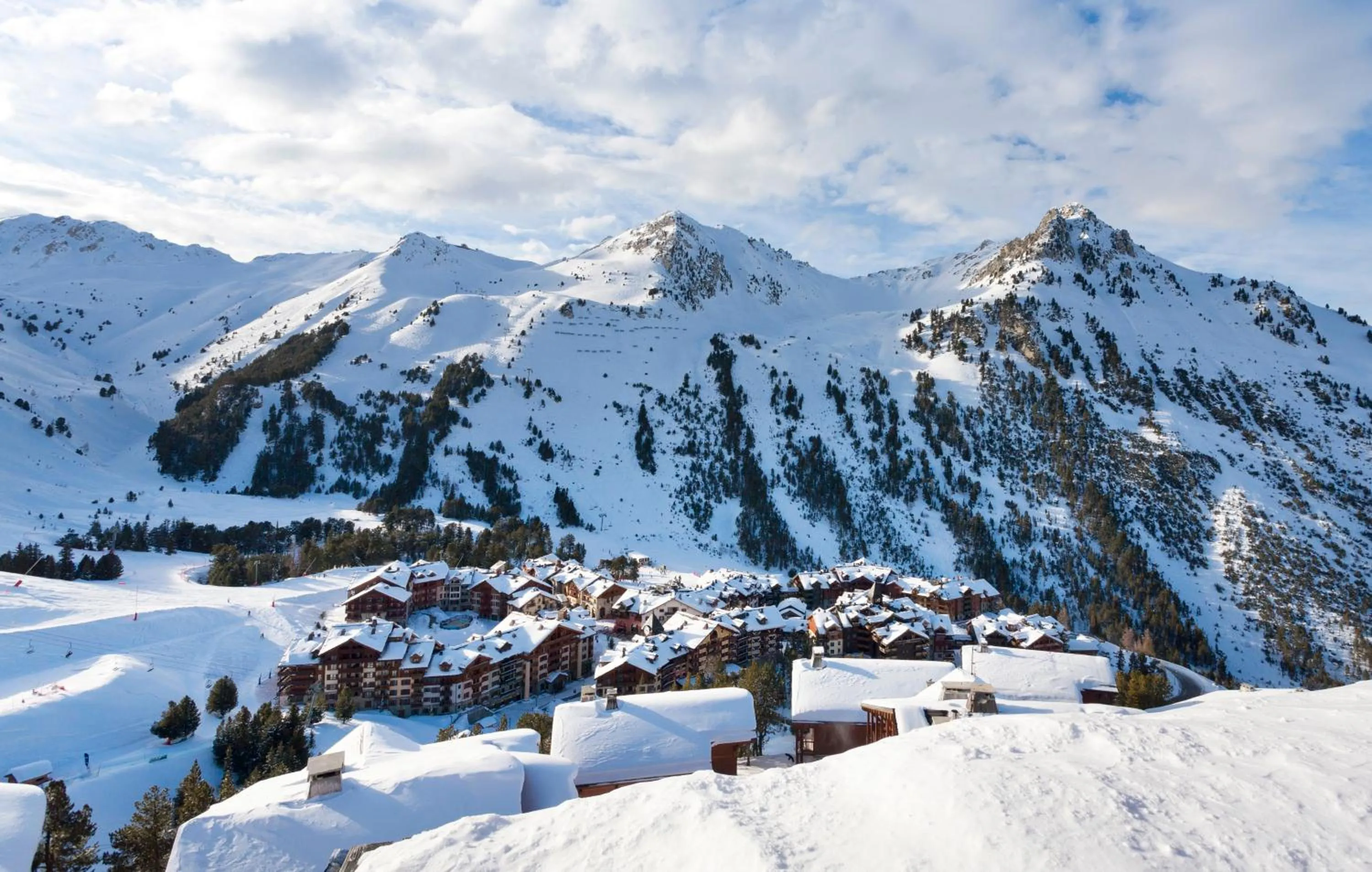 Natural landscape in Hôtel Club MMV Les Mélèzes