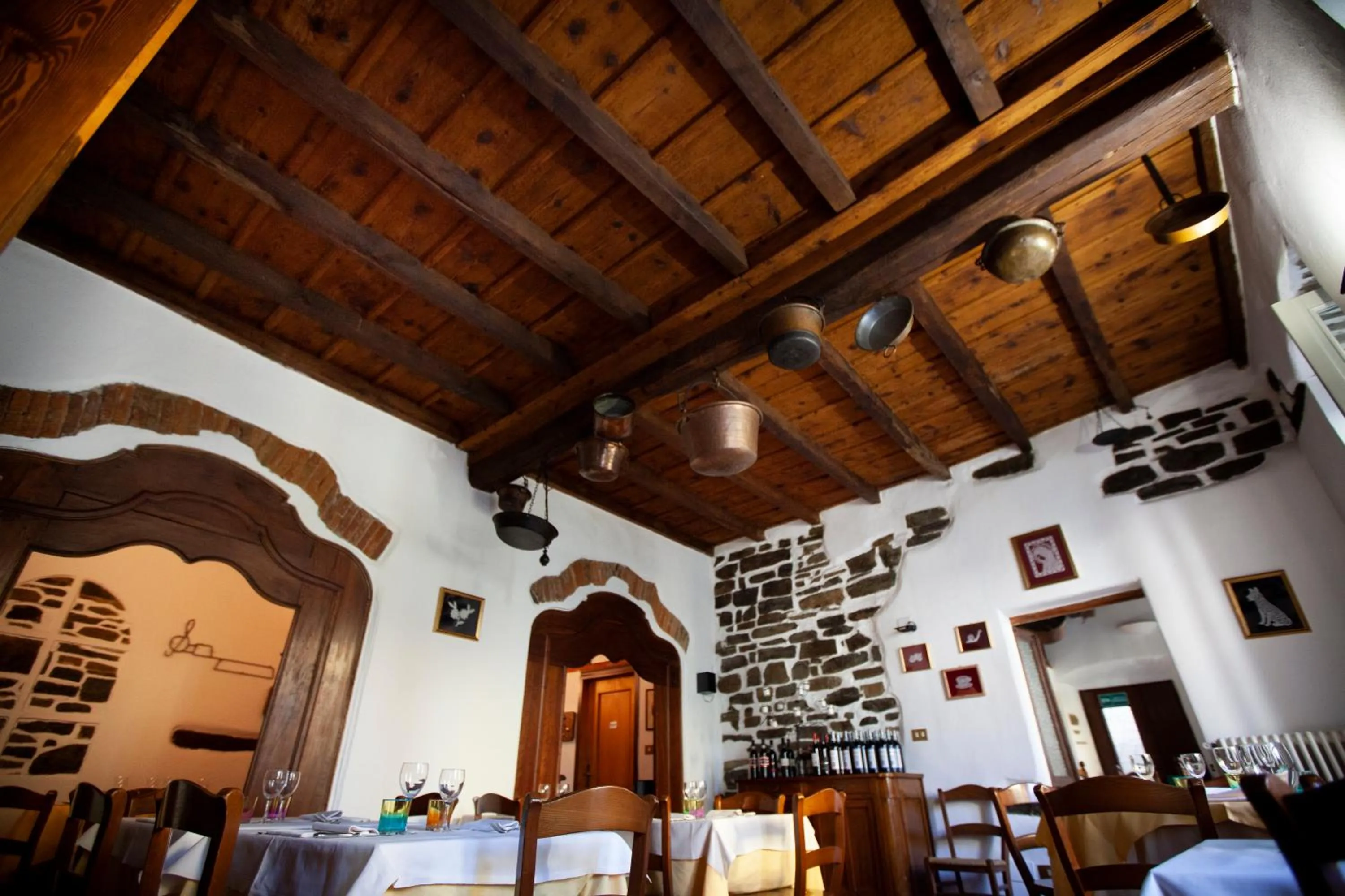 Internal: Not applicable to any particular room in Antica Molina