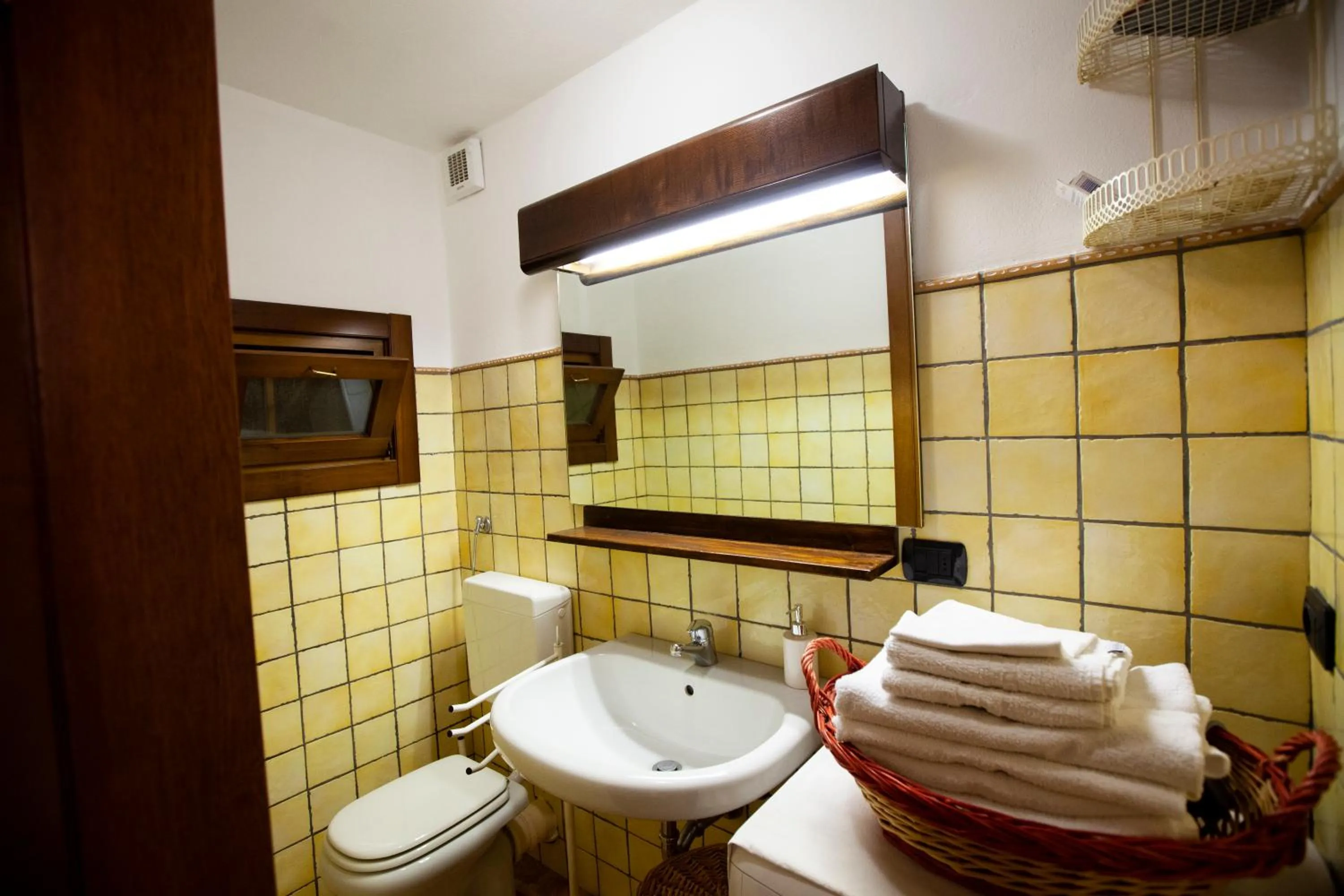 Toilet in Antica Molina