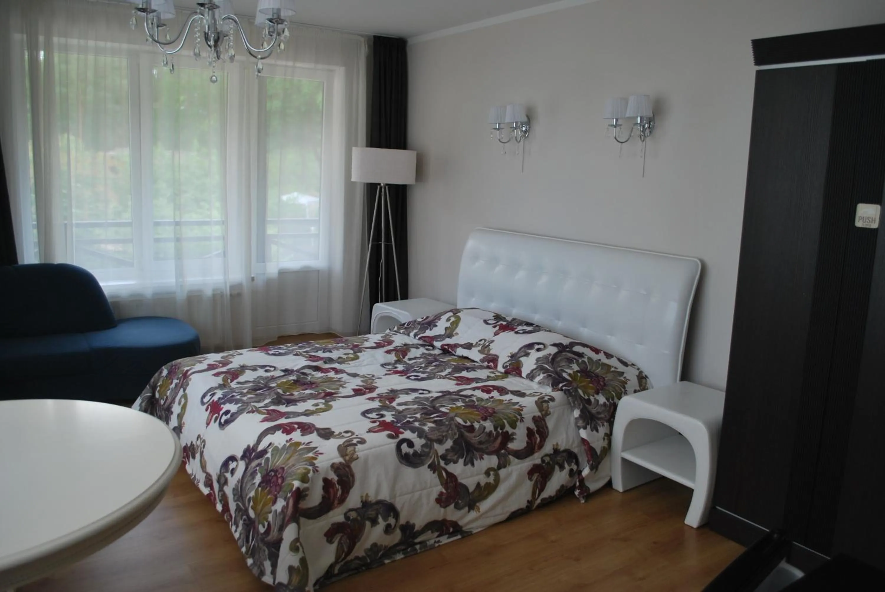 Photo of the whole room, Bed in Villa Anna