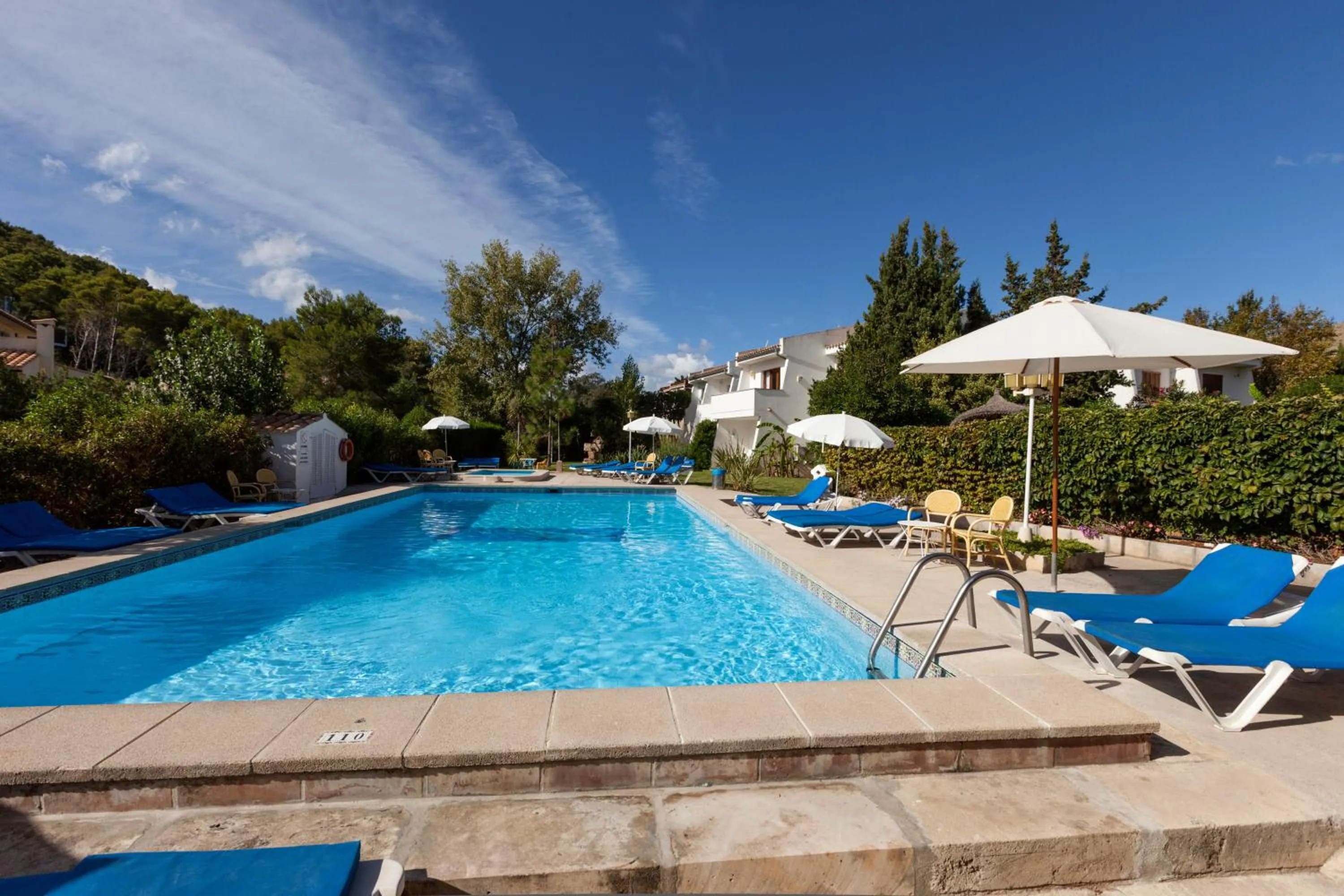 Day in Apartamentos Leo