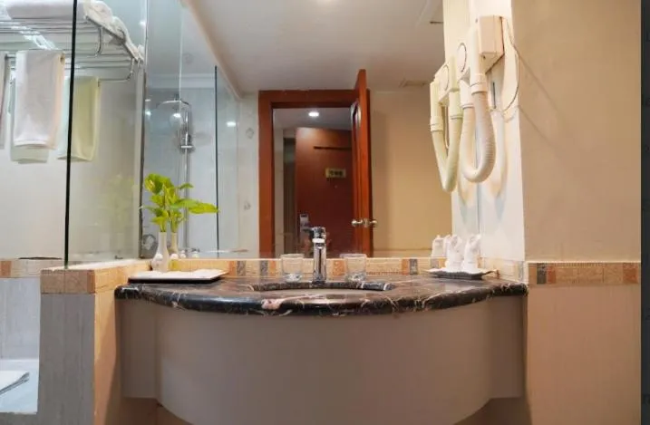 Abadi Suite Hotel & Tower