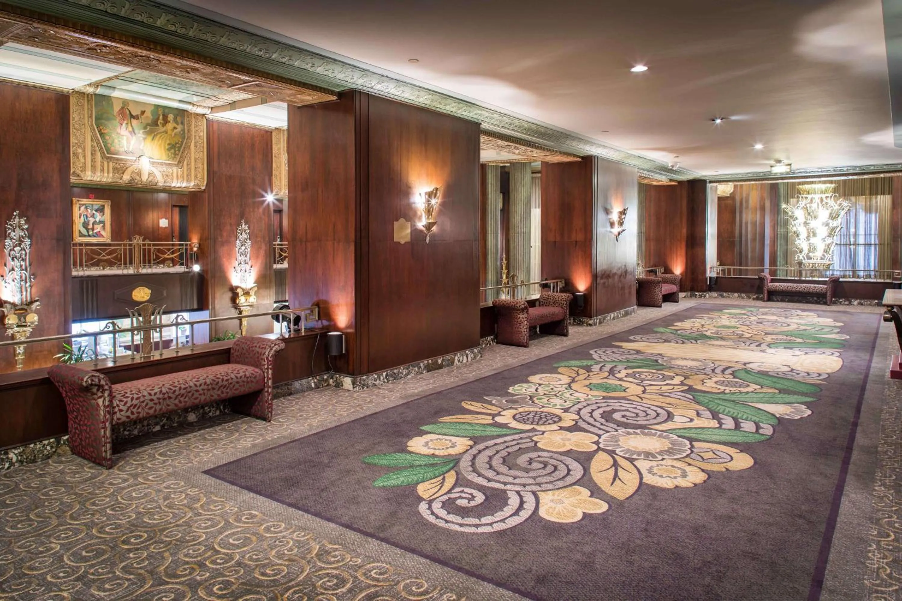 Meeting/conference room in Hilton Cincinnati Netherland Plaza