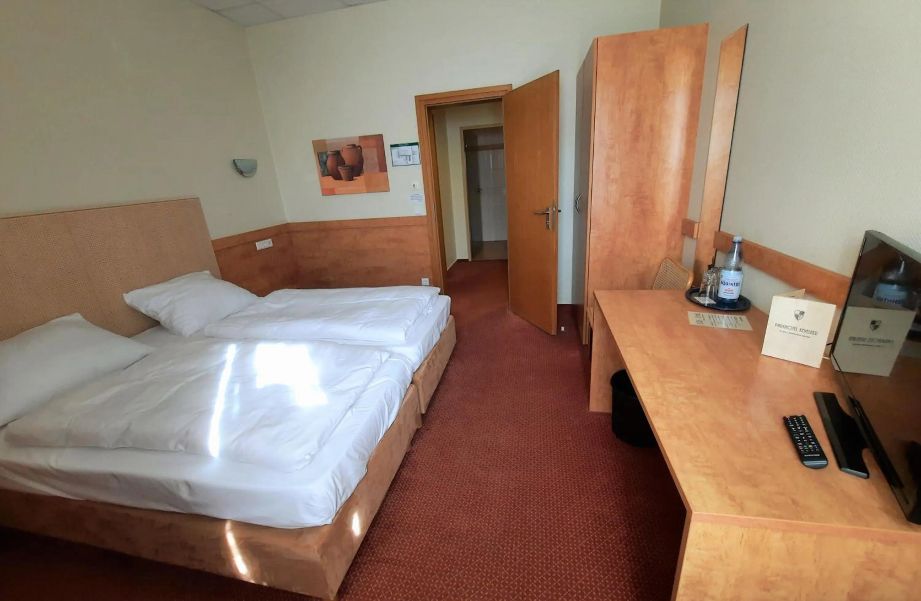 Photo of the whole room, Bed in Parkhotel Kevelaer