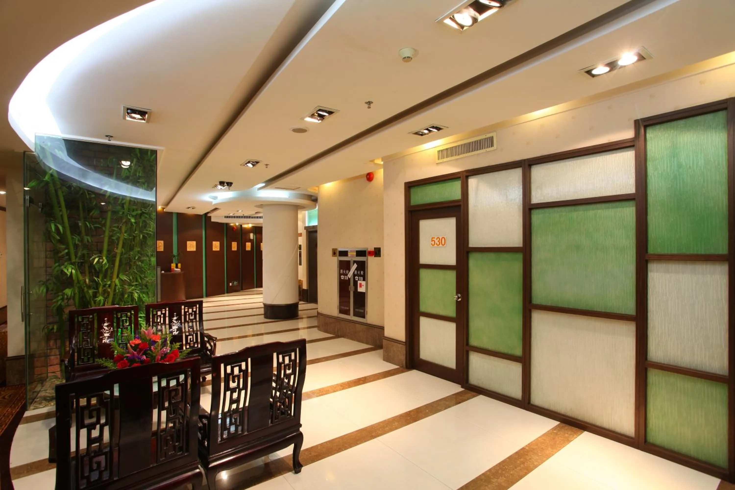 Lobby or reception in Xin Hua Hotel Guangzhou