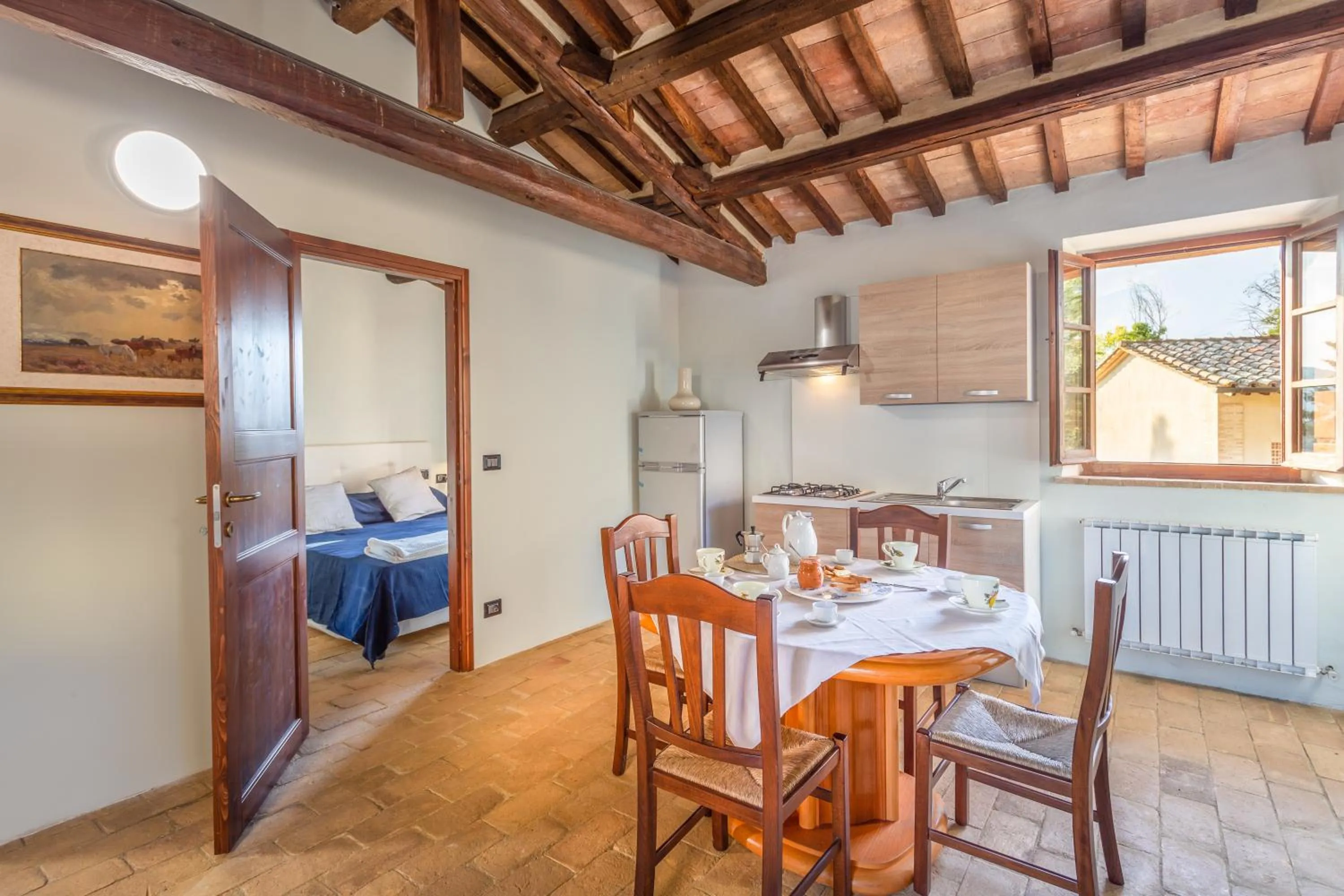 Kitchen or kitchenette in GH Borgo Pulciano Agriturismo