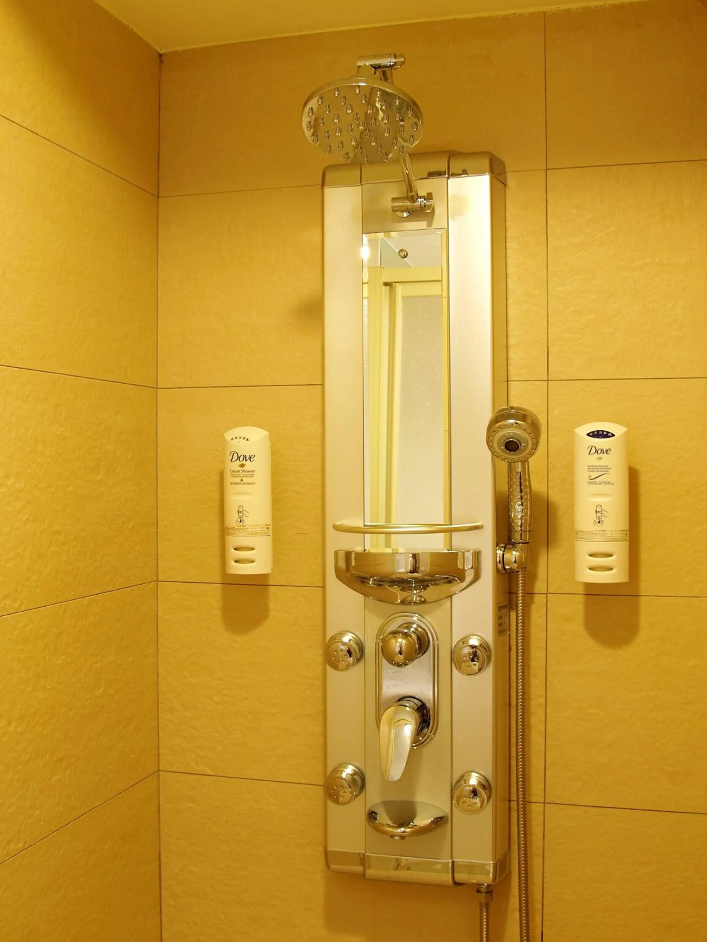 Bathroom in 東鑫商務旅館Eastern Star Hotel