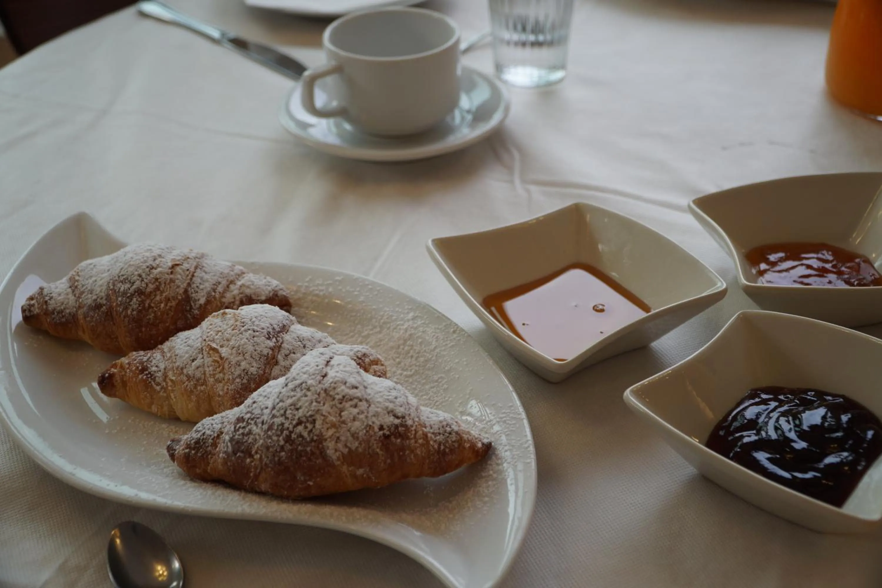 Food and drinks in Hotel President