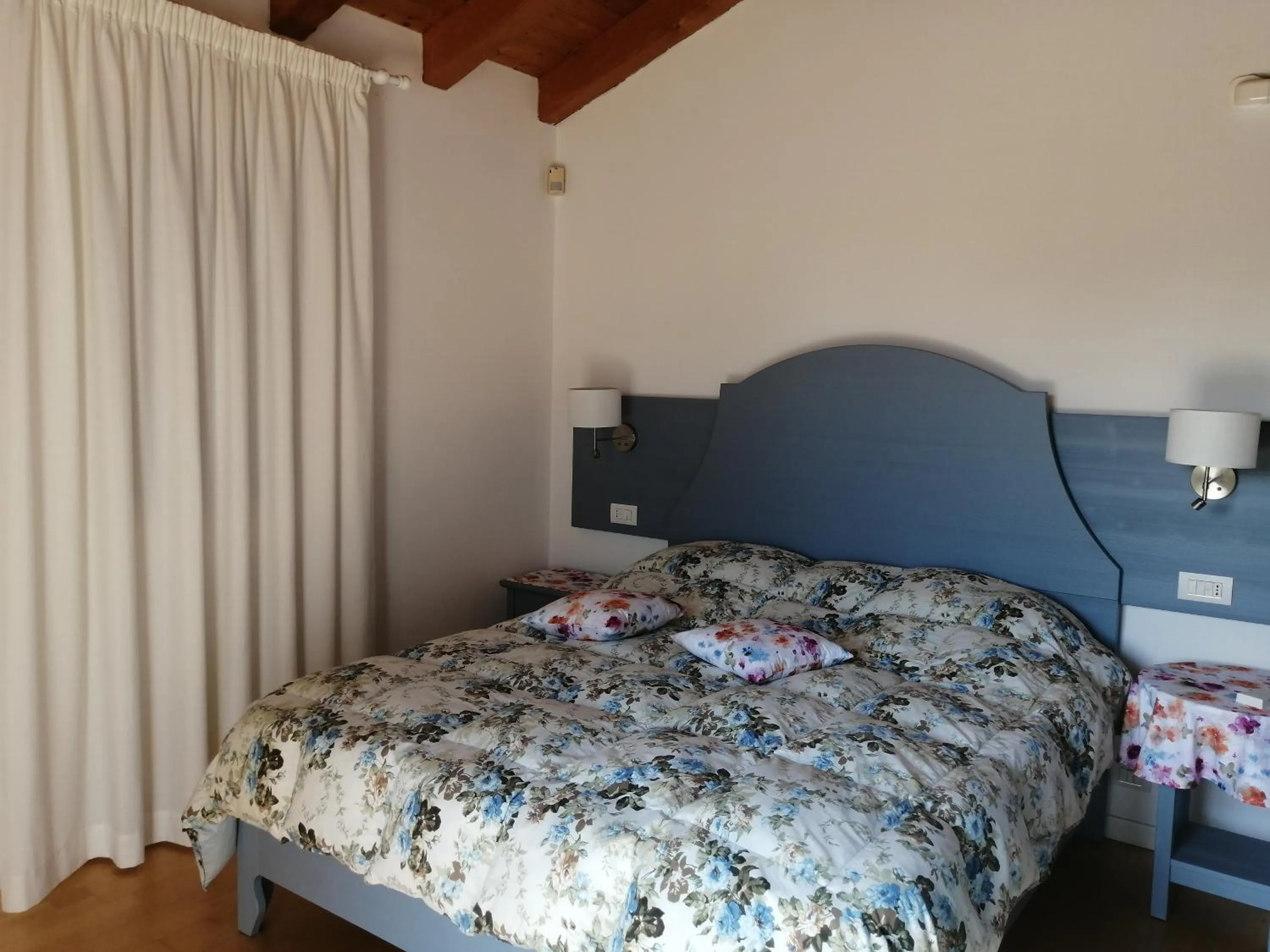 Bed in Nikolas' Valley