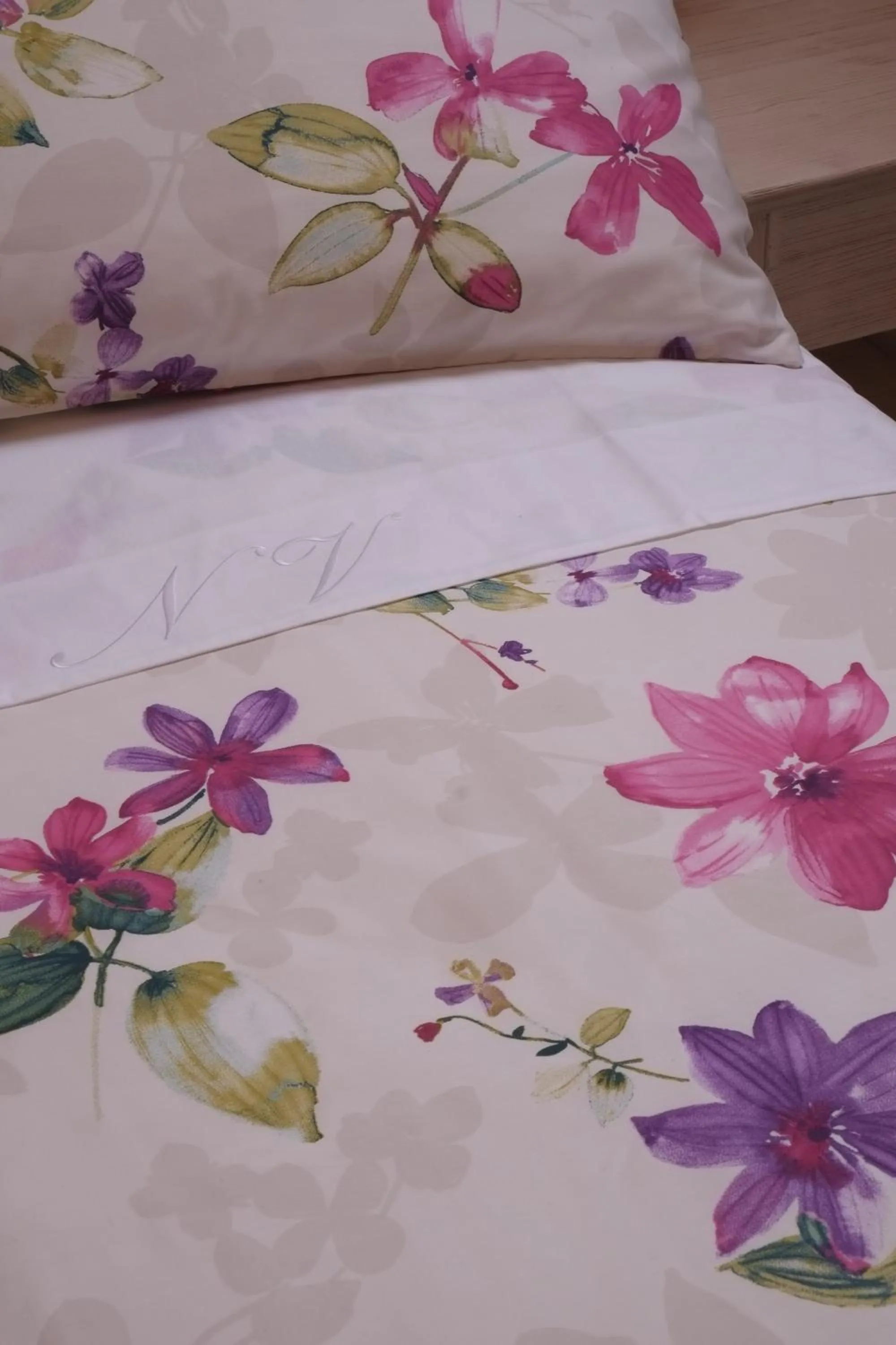 Bed in Nikolas' Valley