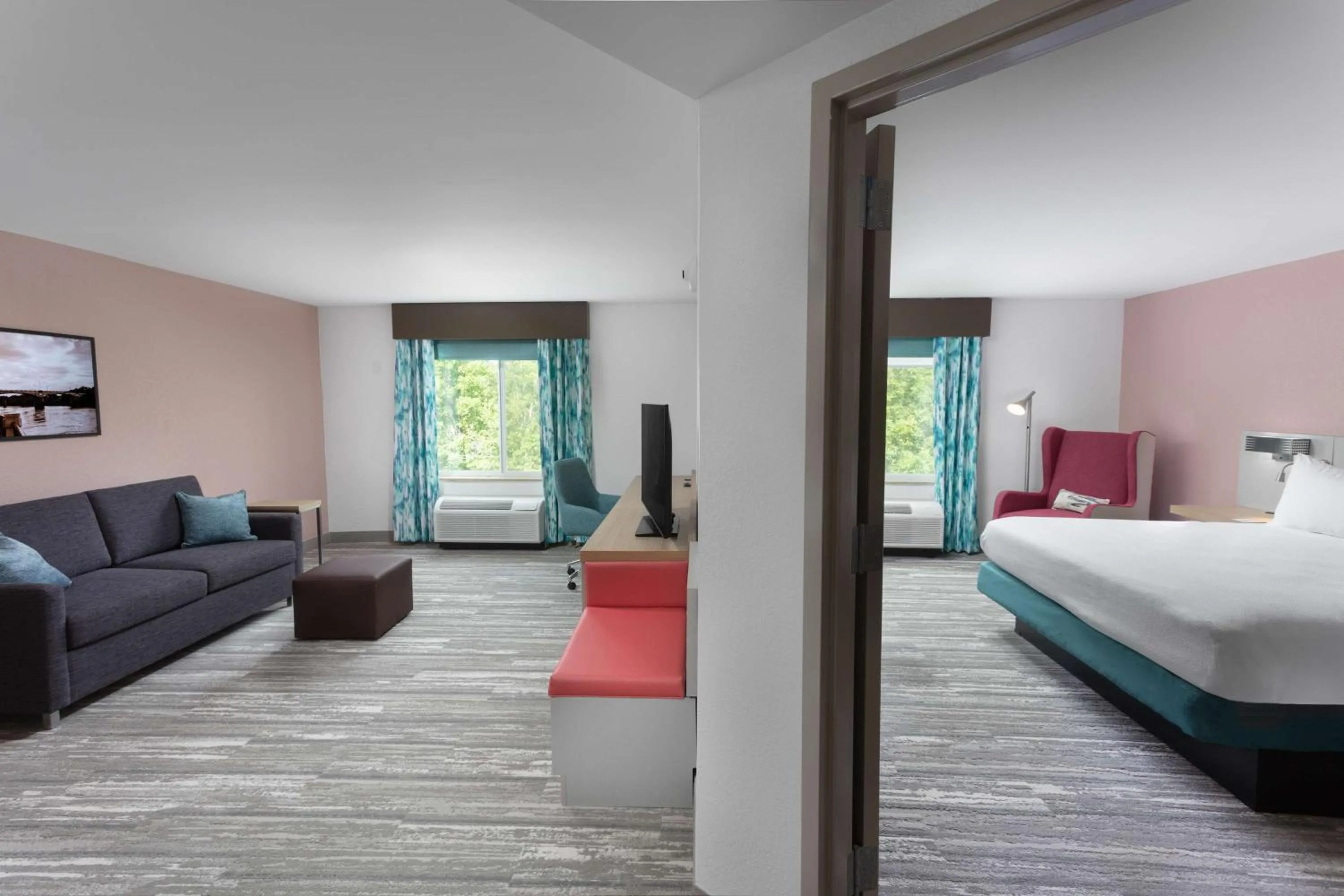 Living room, Bed in Hilton Garden Inn Columbus