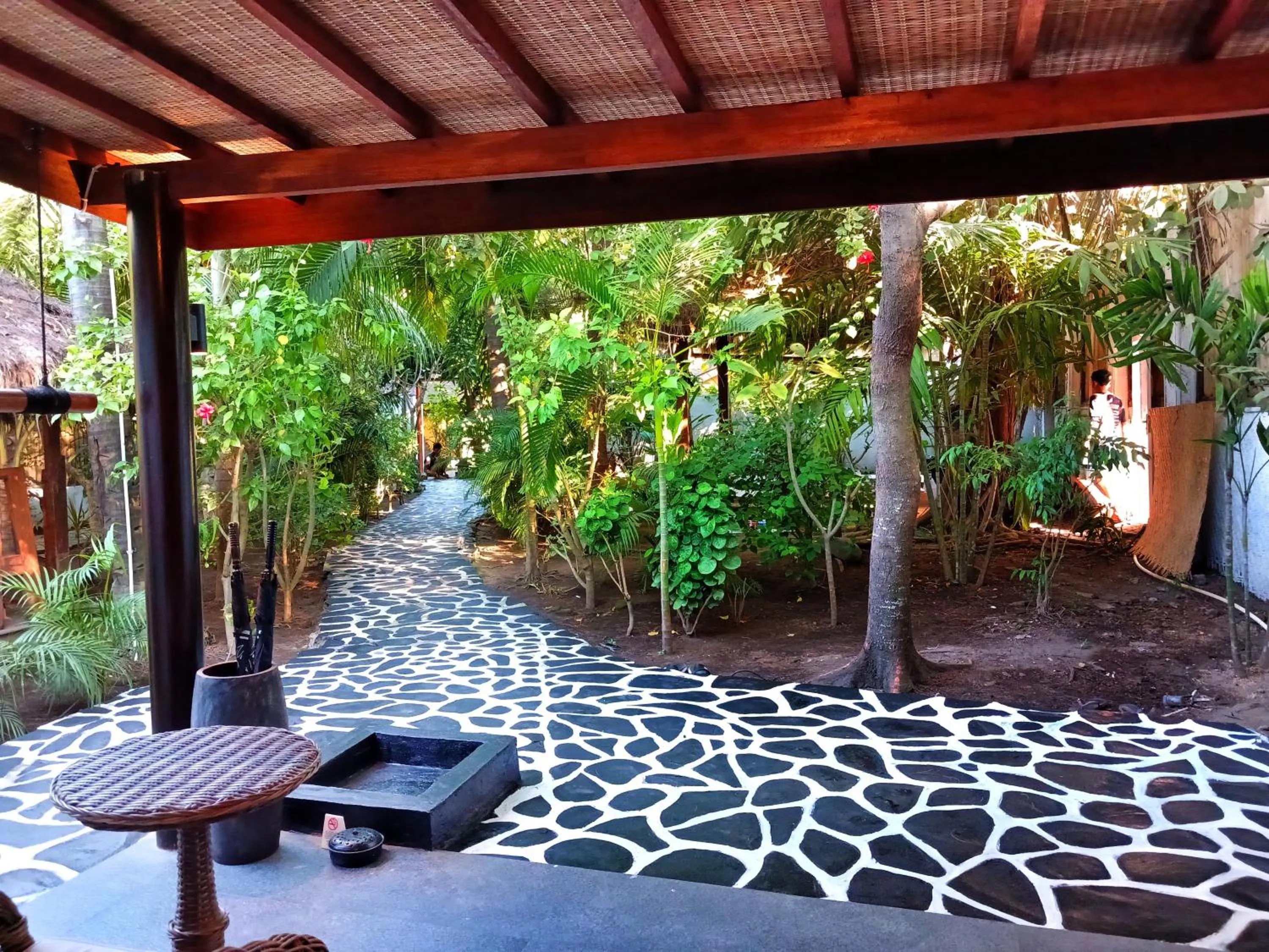 Scallywags Beach Club