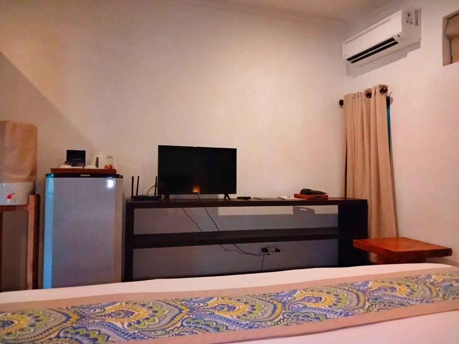 Bed in Scallywags Beach Club