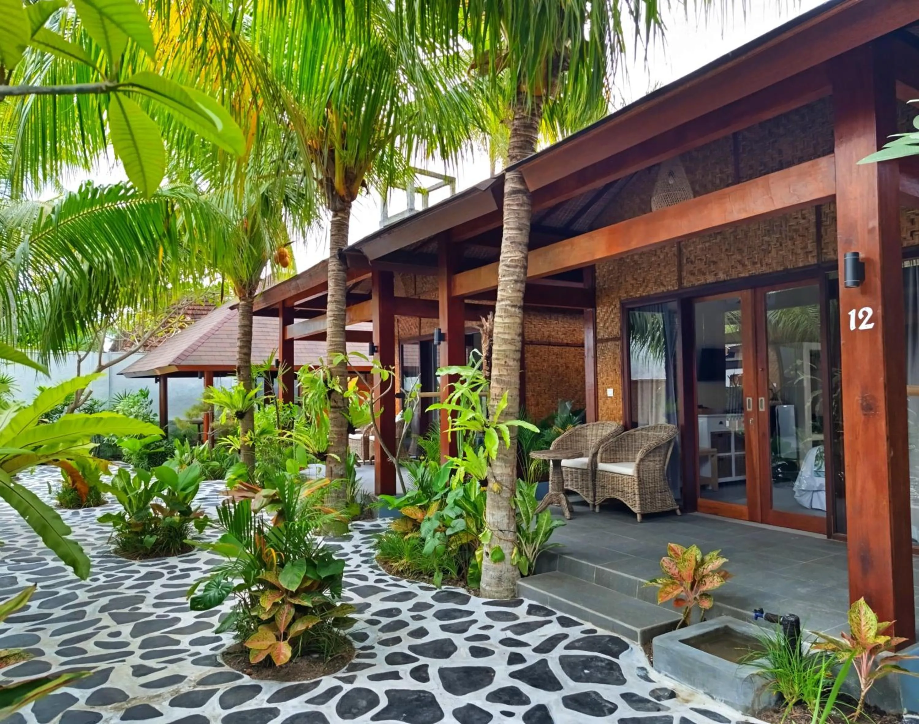 Scallywags Beach Club