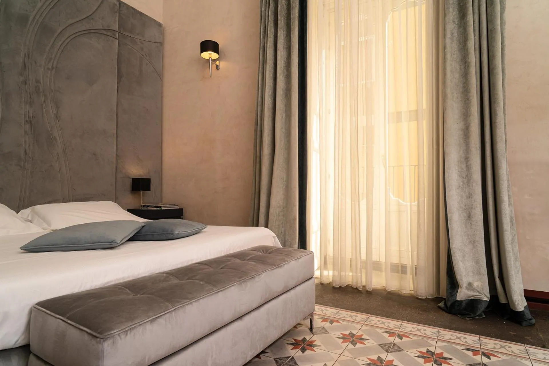 Photo of the whole room, Bed in De Stefano Palace Luxury Hotel