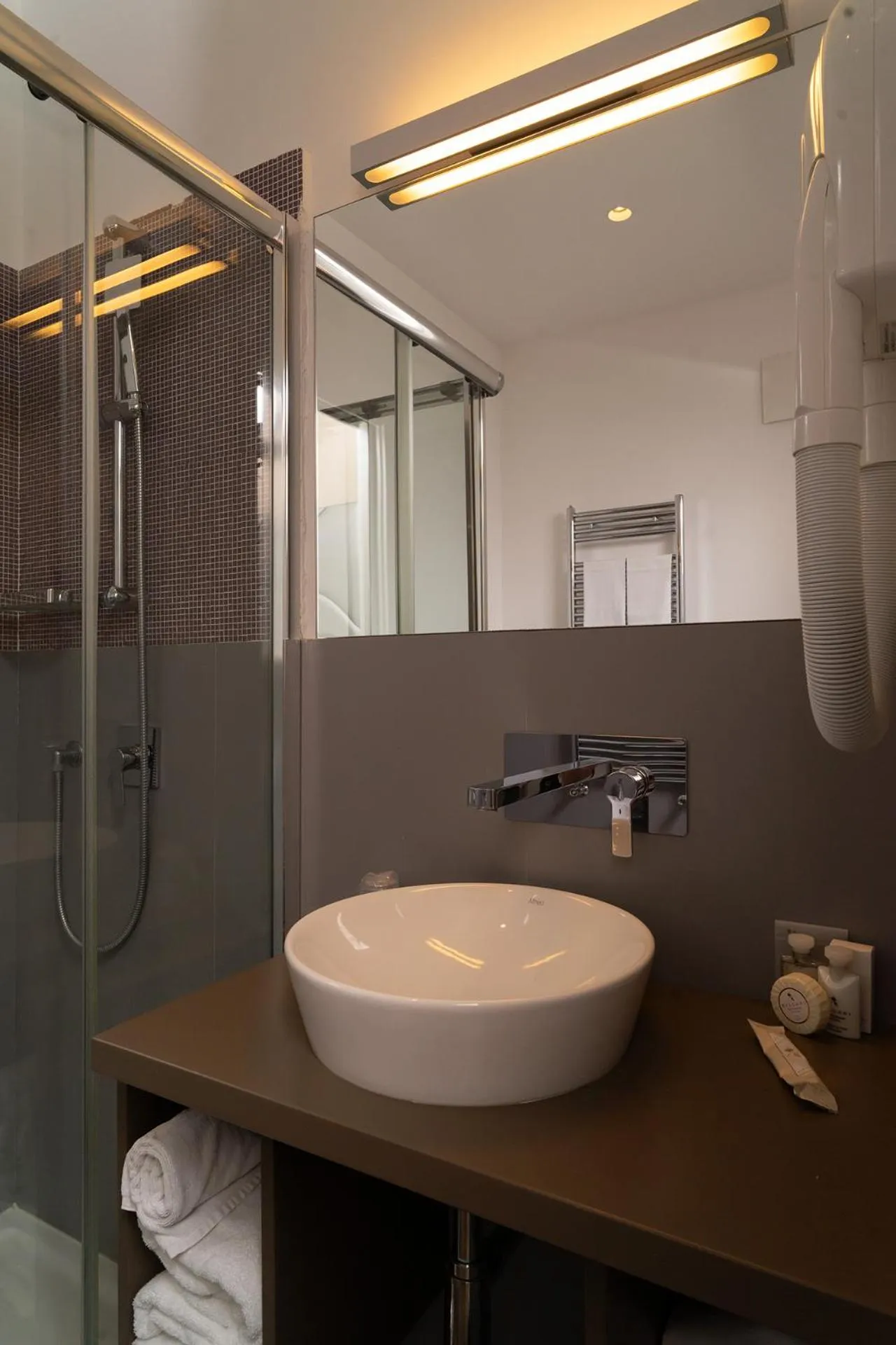 Bathroom in De Stefano Palace Luxury Hotel