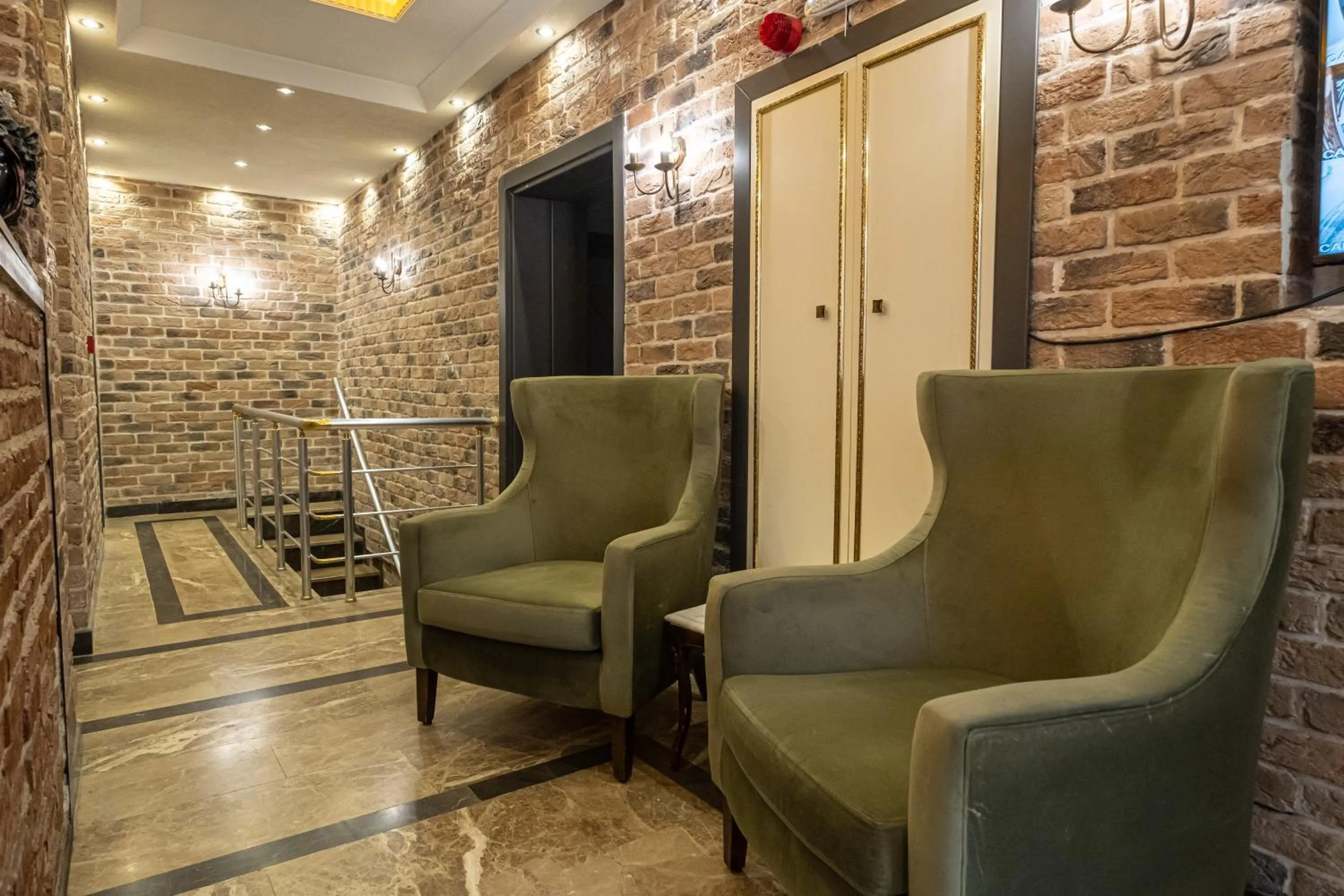 Living room in Family Istanbul Hotel