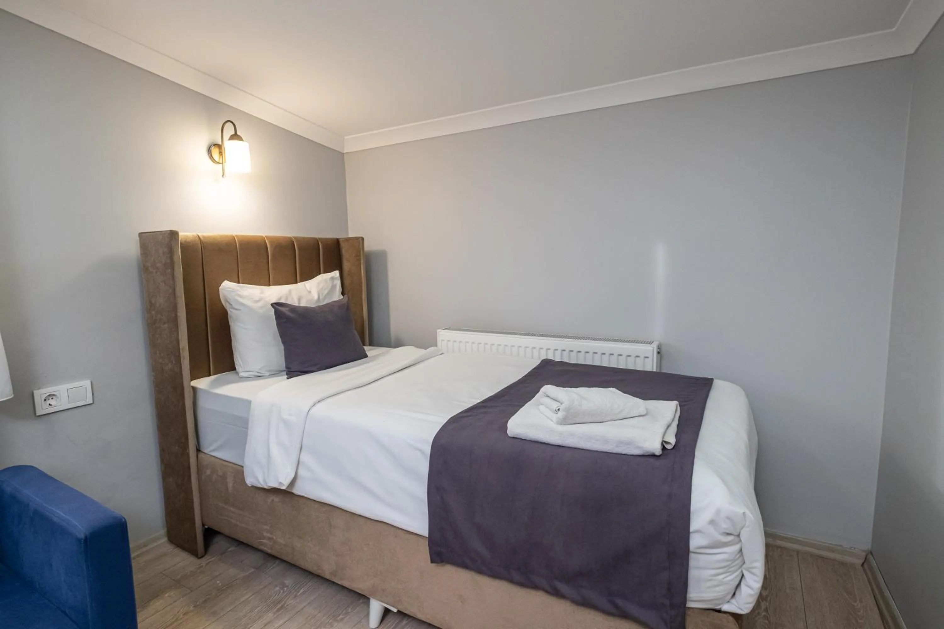 Bed in Family Istanbul Hotel