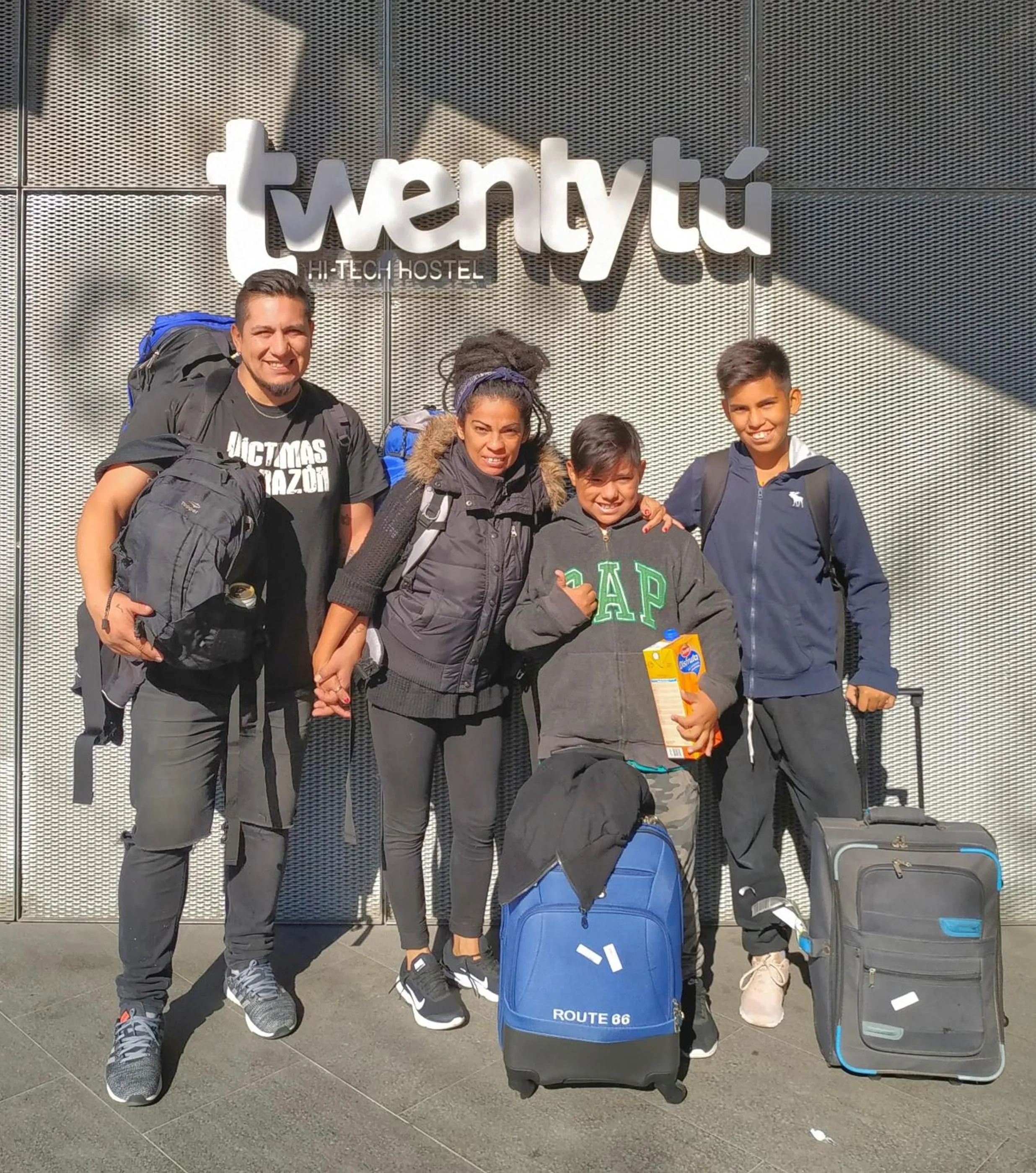 Lobby or reception in Twentytu Hostel Barcelona