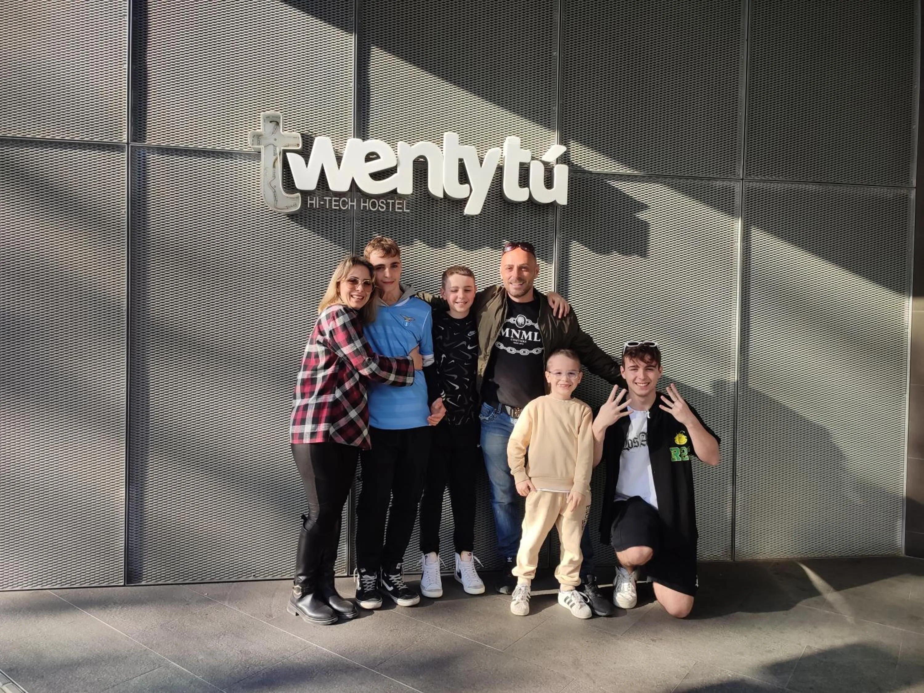 Lobby or reception in Twentytu Hostel Barcelona