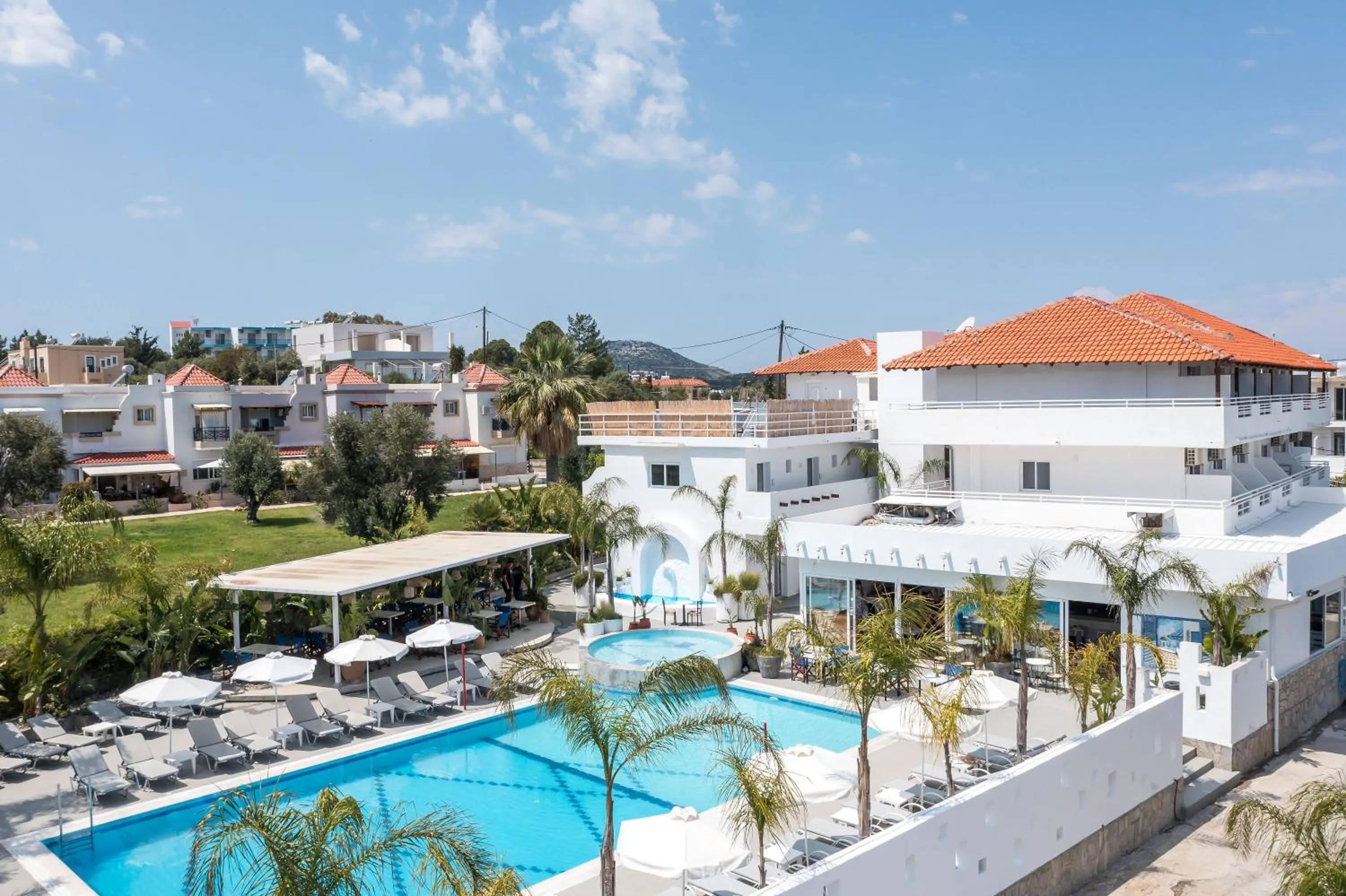Swimming pool in Tinas Plus Hotel