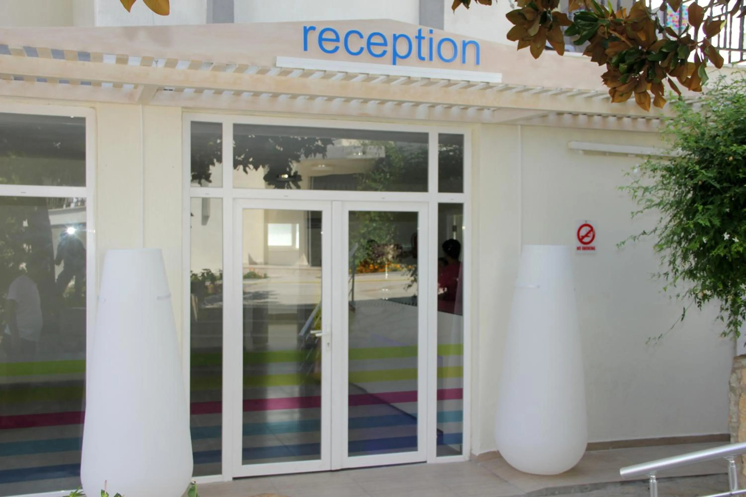 Facade/entrance in Sunlight Garden Hotel