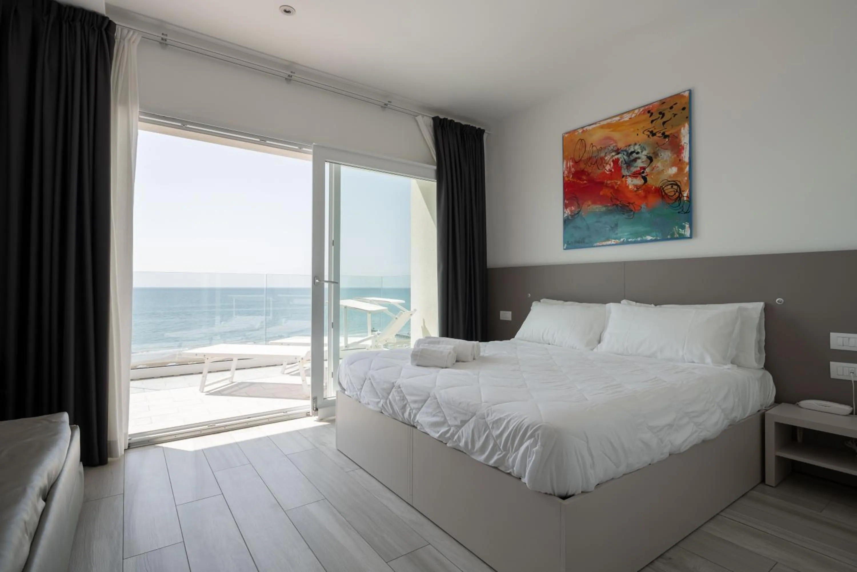 Bedroom, Bed in Hotel Boston 3 Stelle Superior Frontemare