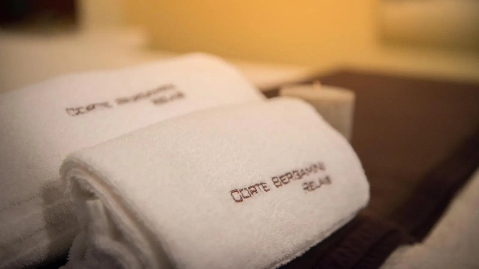 Decorative detail, Bed in Relais Corte Bergamini