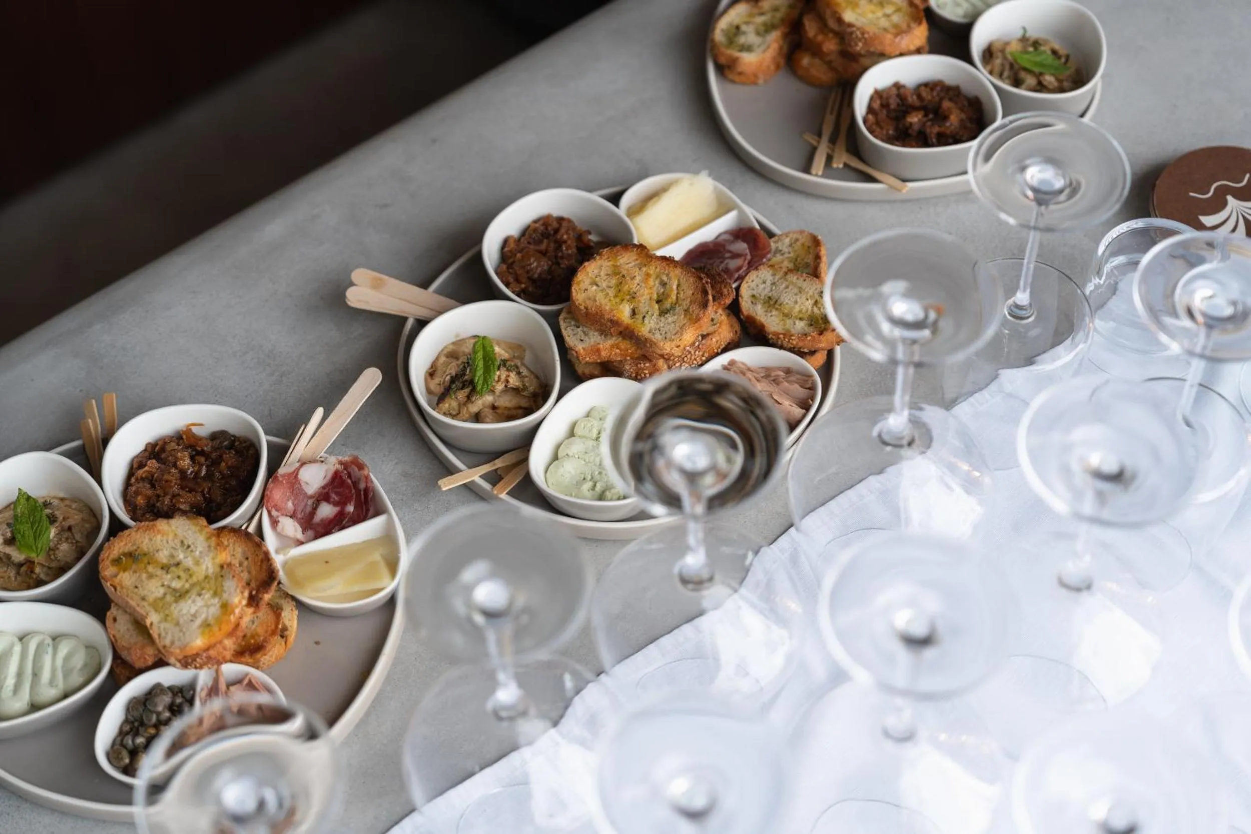 Food and drinks in Hotel Ravesi