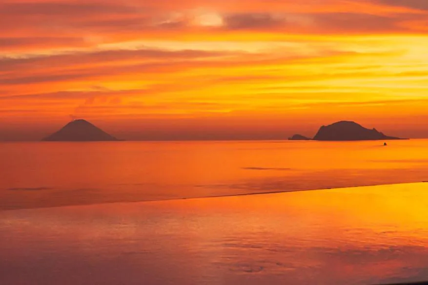 Sea view in Hotel Ravesi