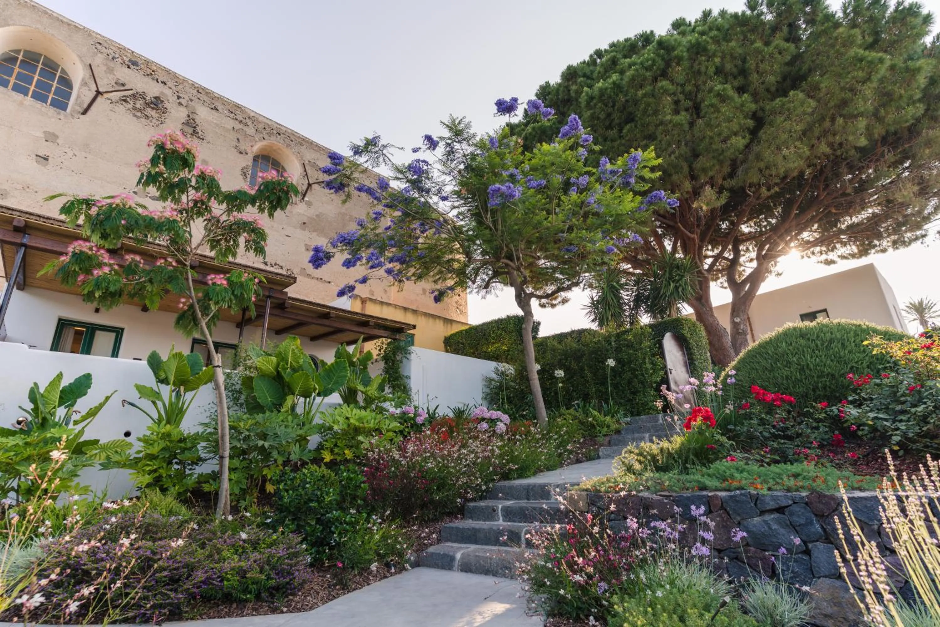 Property building in Hotel Ravesi