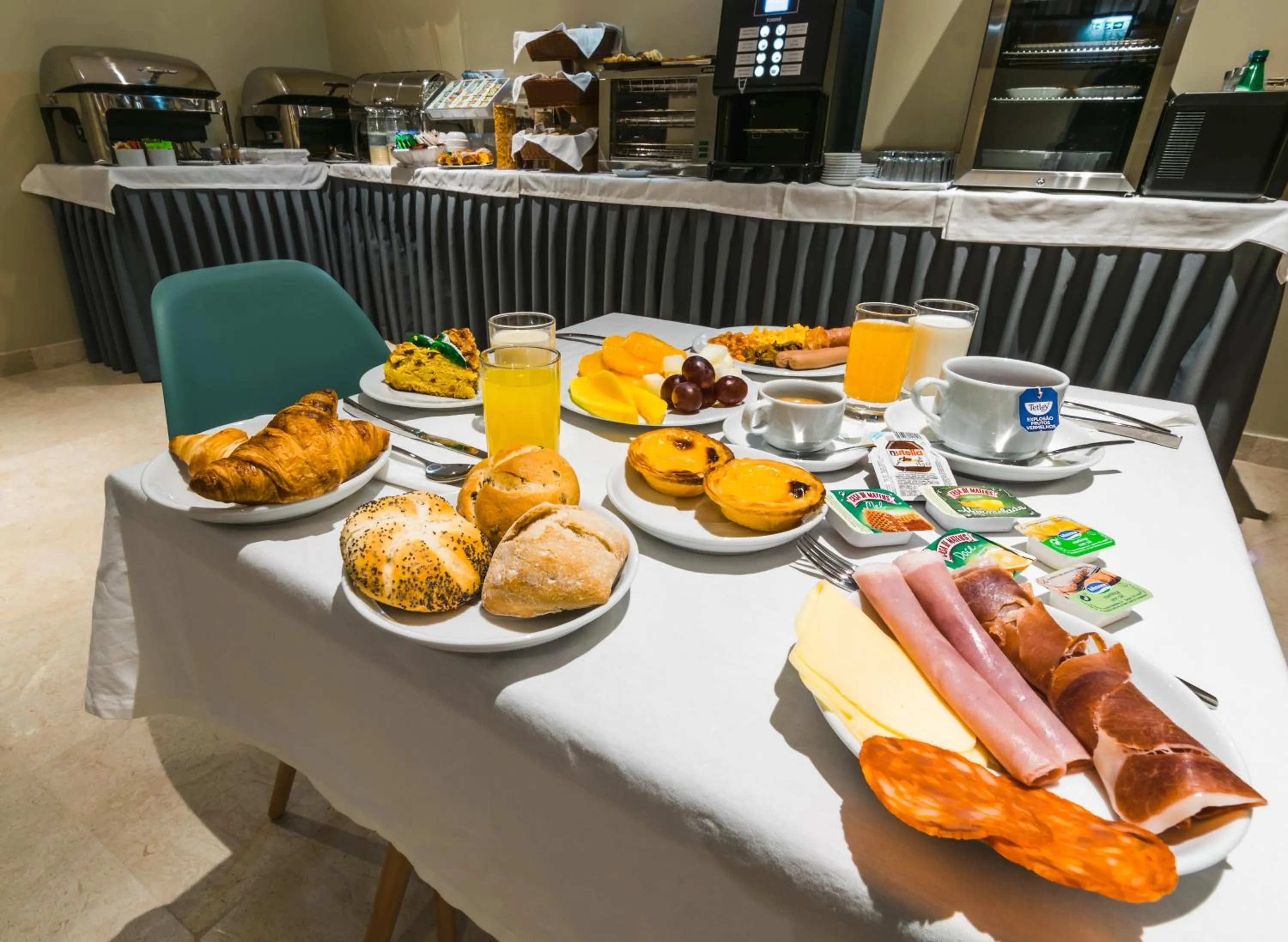 Breakfast in Rossio Boutique Hotel