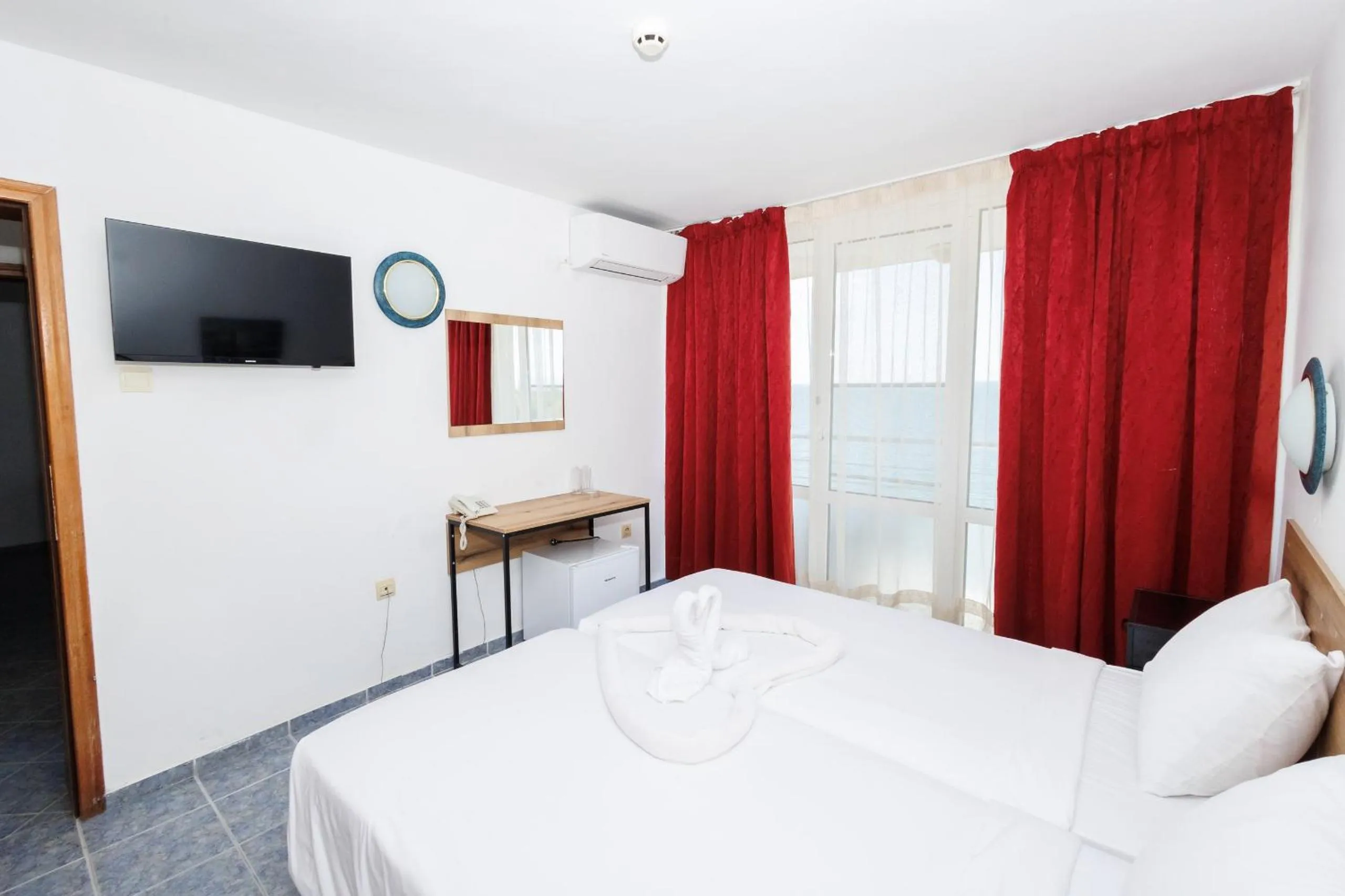 Photo of the whole room in Hotel Arsenal