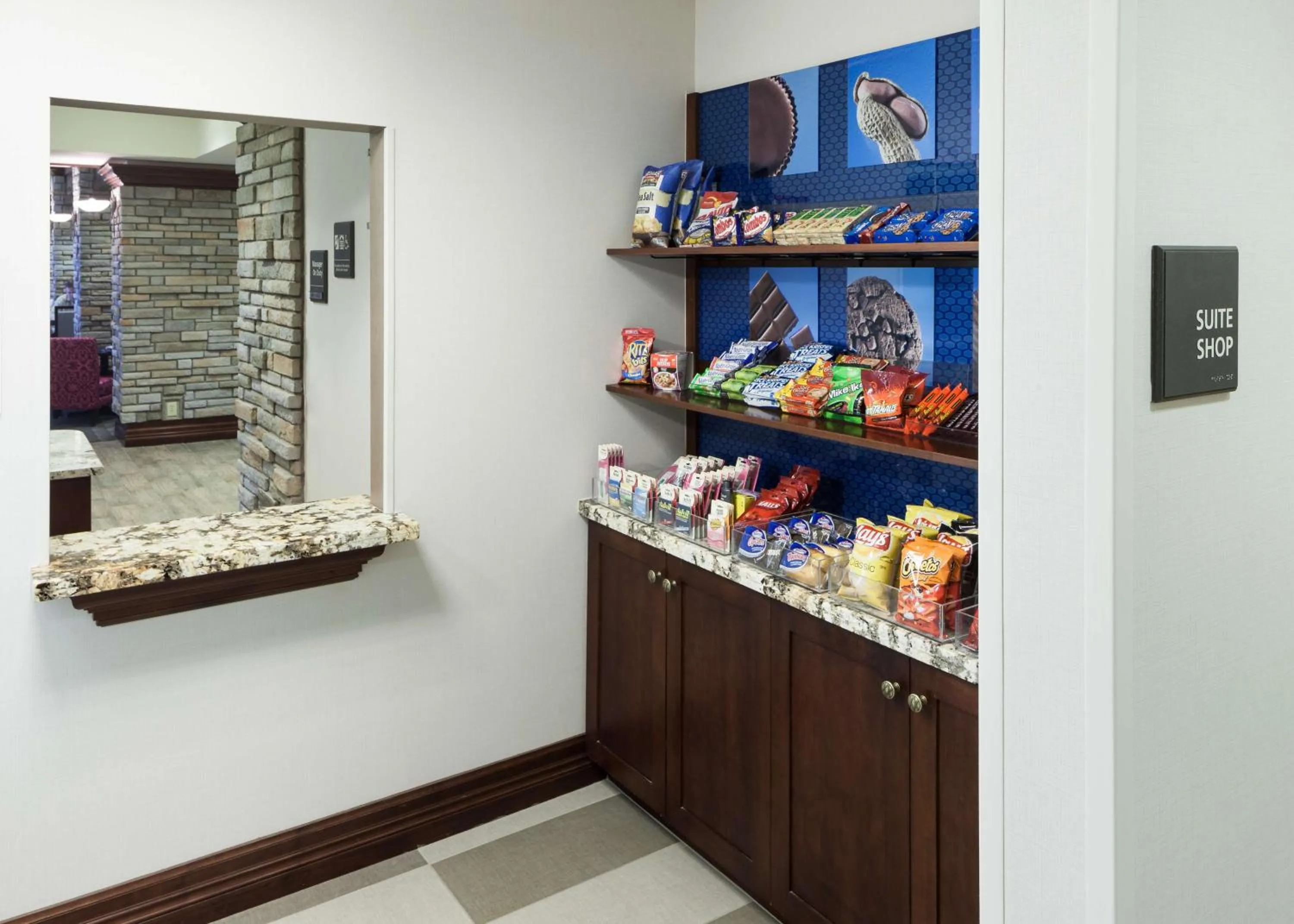 Restaurant/places to eat in Hampton Inn & Suites Colorado Springs/I-25 South