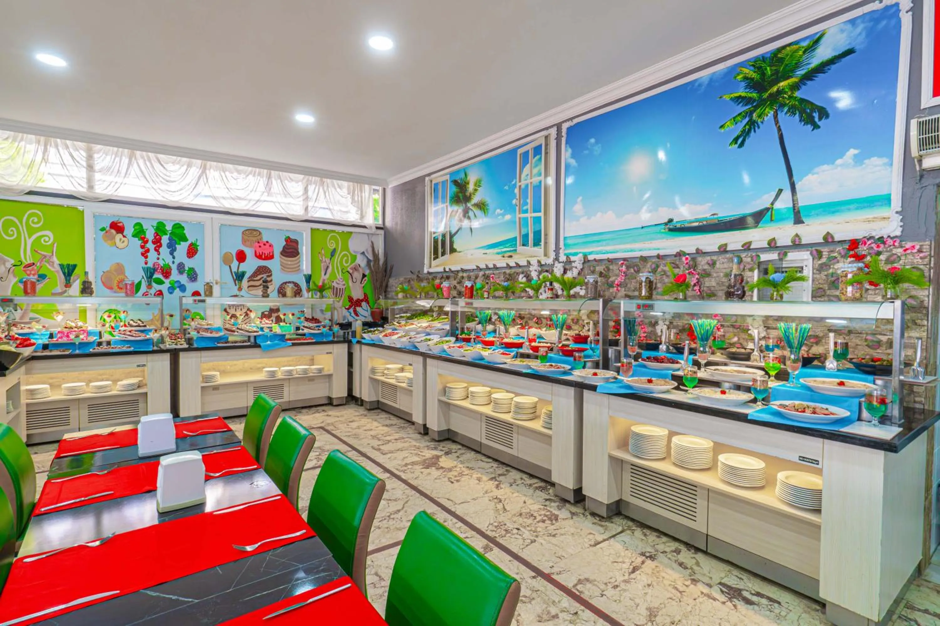 Food and drinks in Sayanora Hotel - All Inclusive