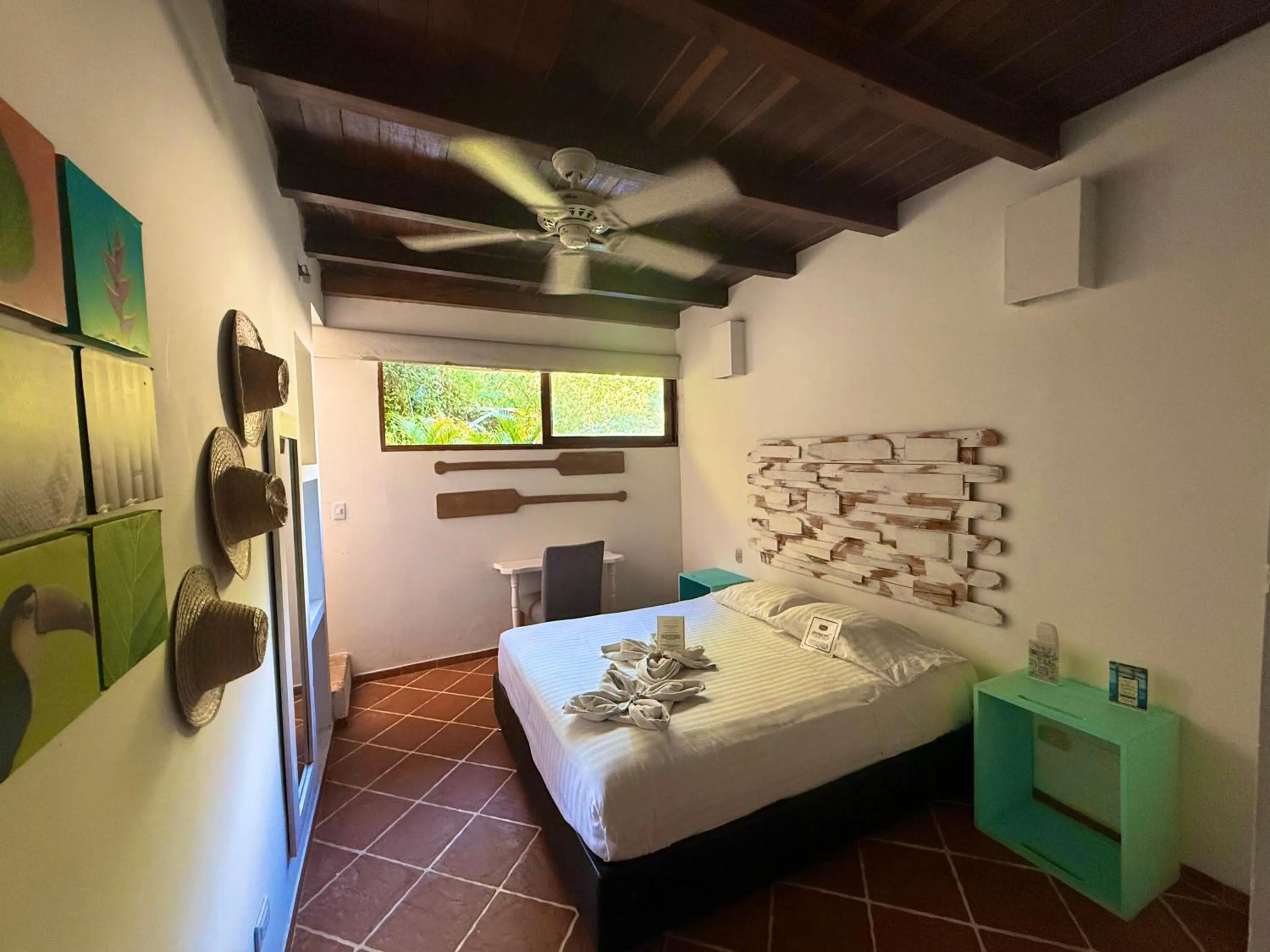 Bed in Costeño River Minca