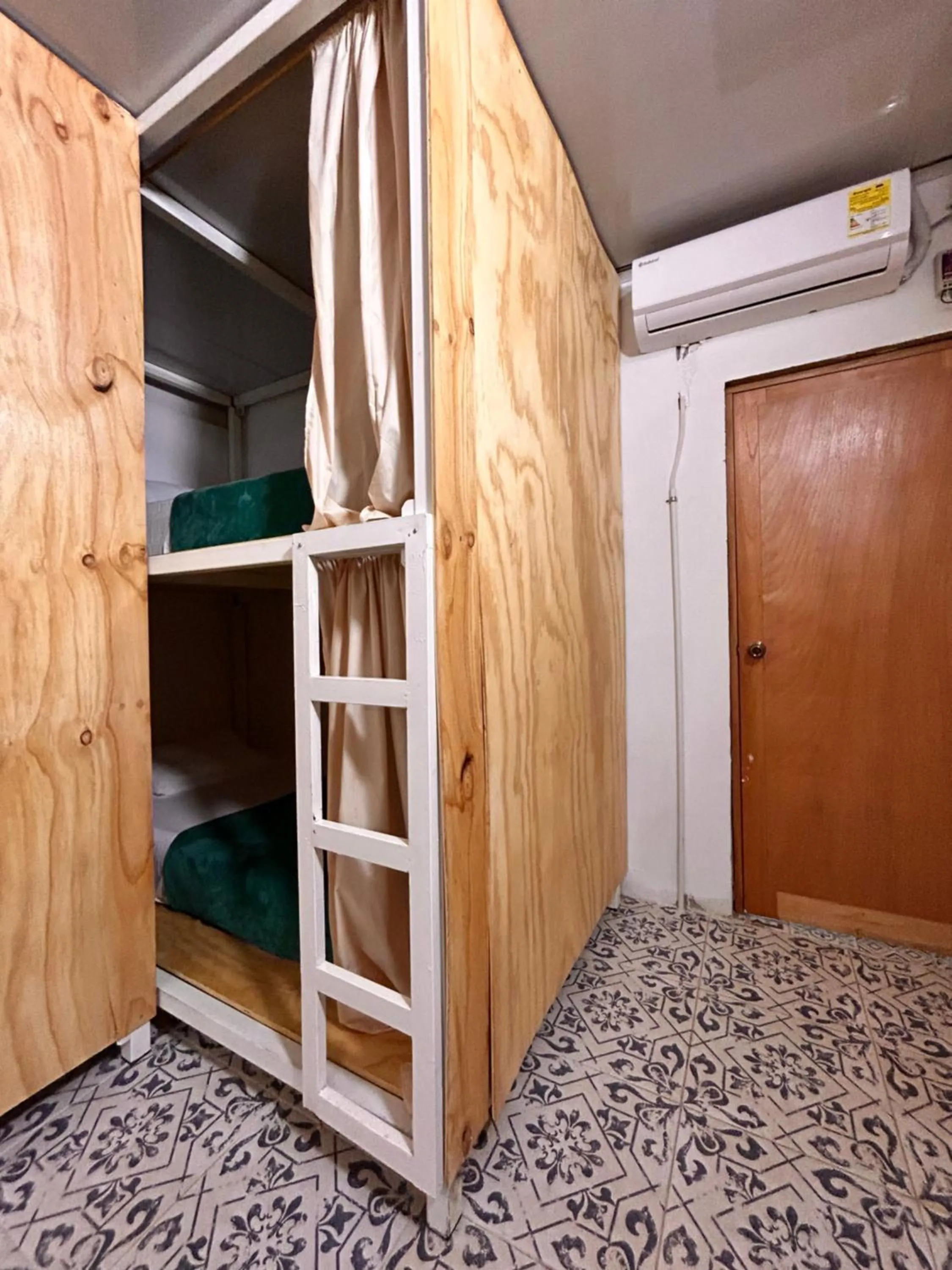 Bed in Costeño River Minca