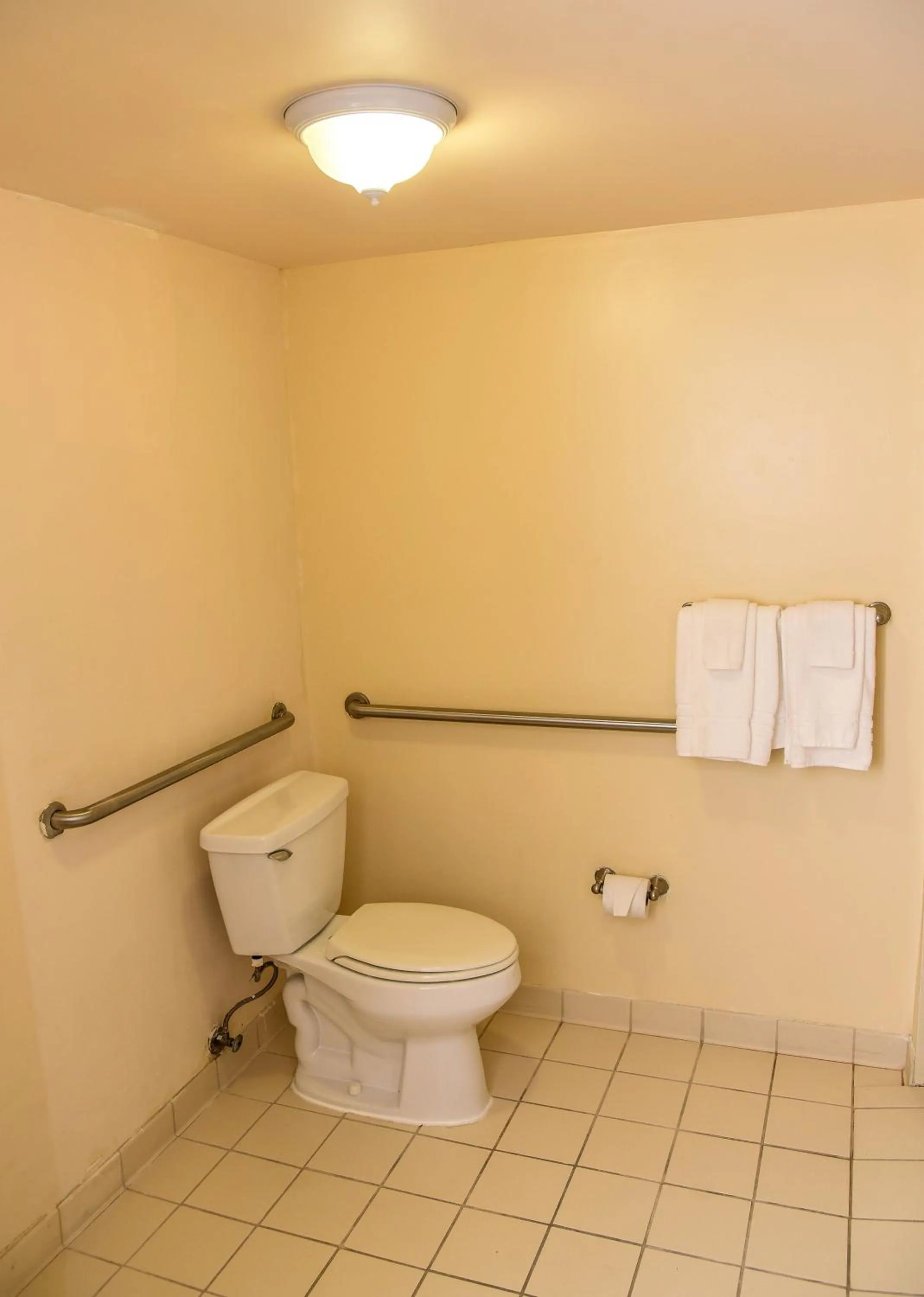 Toilet in Baymont by Wyndham Columbus GA