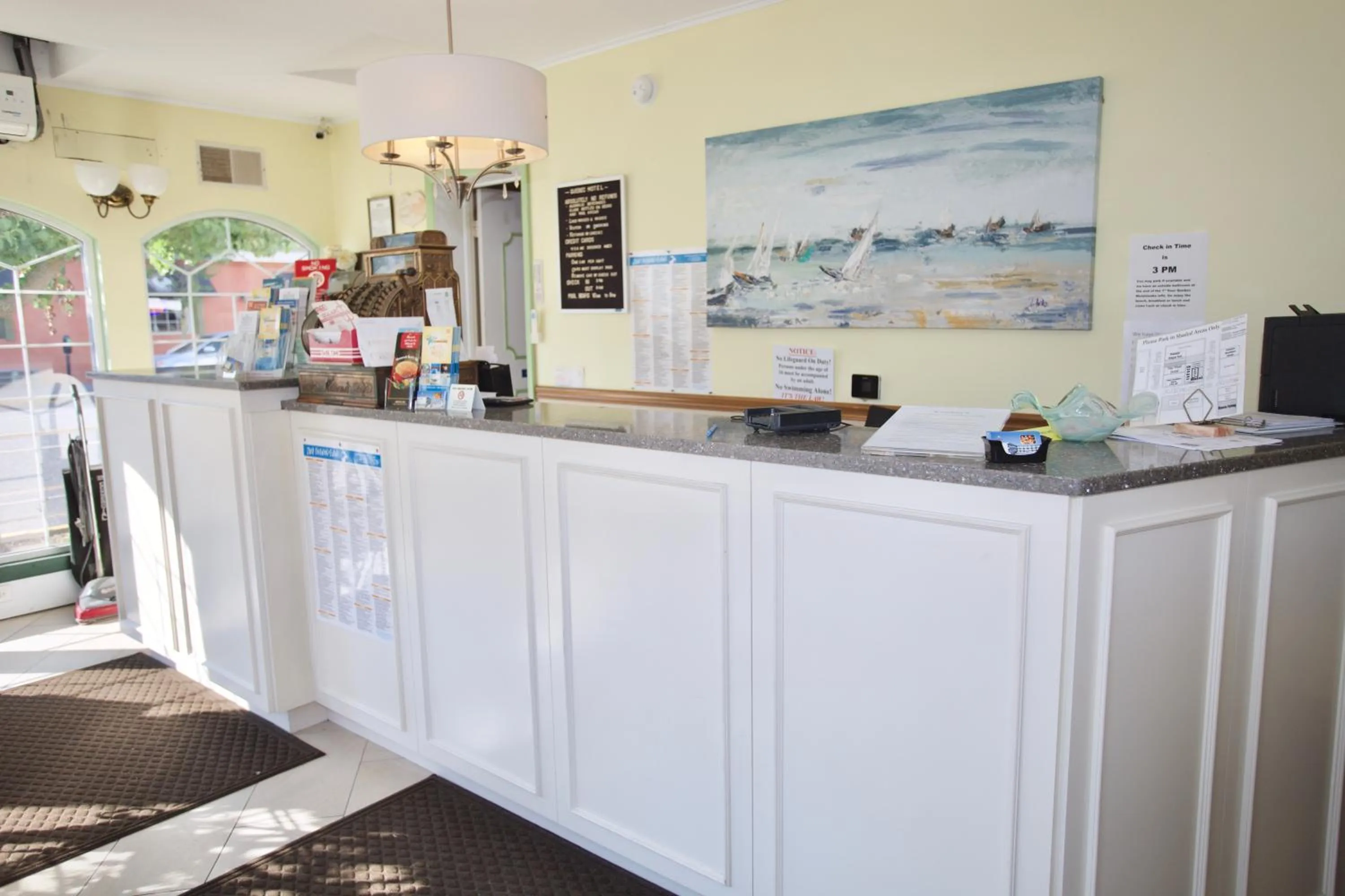 Lobby or reception in Quebec Motel