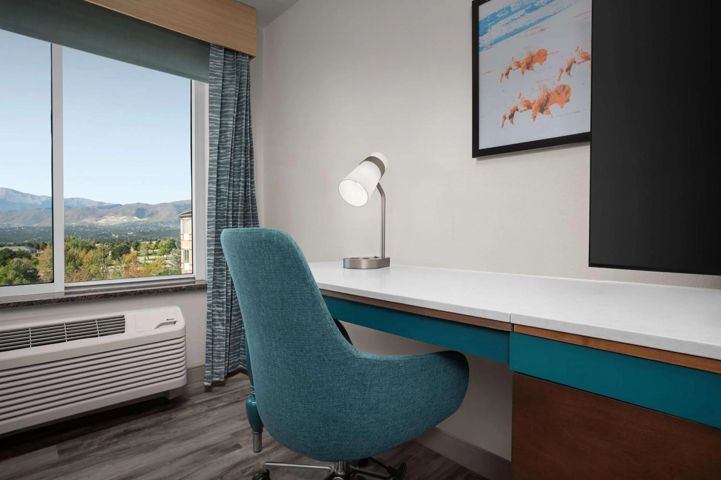 Bedroom in Hilton Garden Inn Colorado Springs North