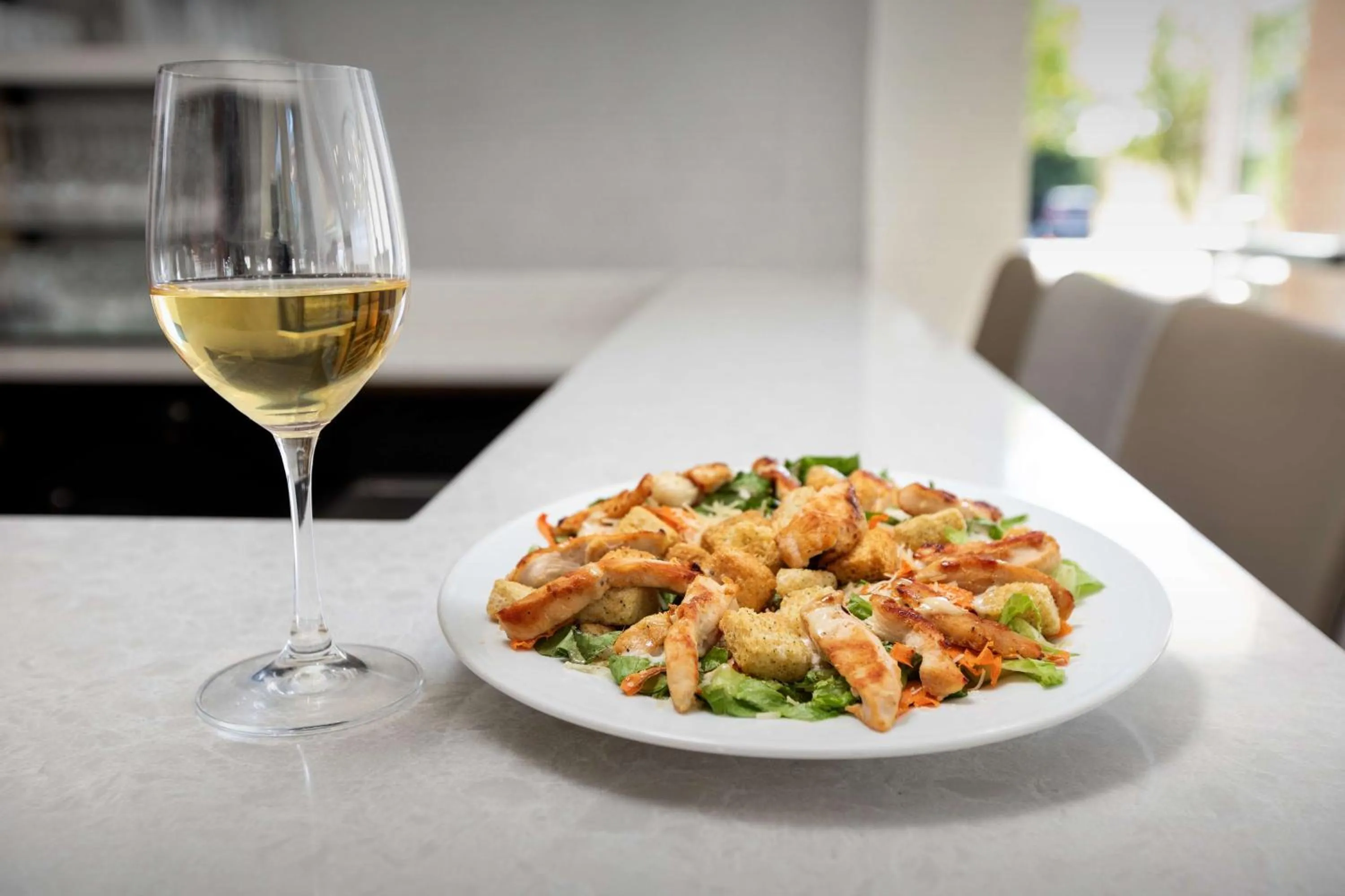 Restaurant/places to eat in Hilton Garden Inn Colorado Springs North