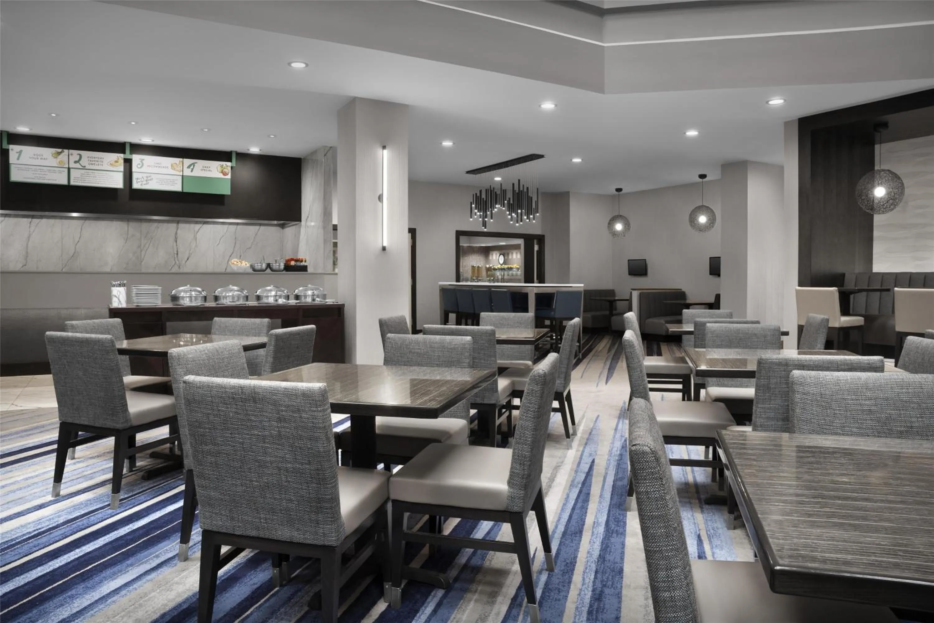 Breakfast in Embassy Suites by Hilton Dallas Near the Galleria