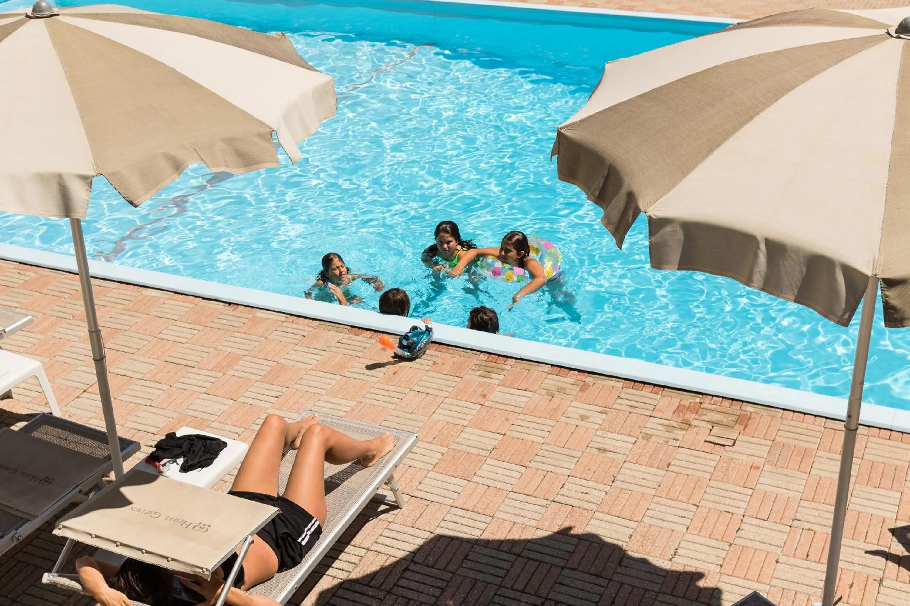 Pool view in Hotel Garden