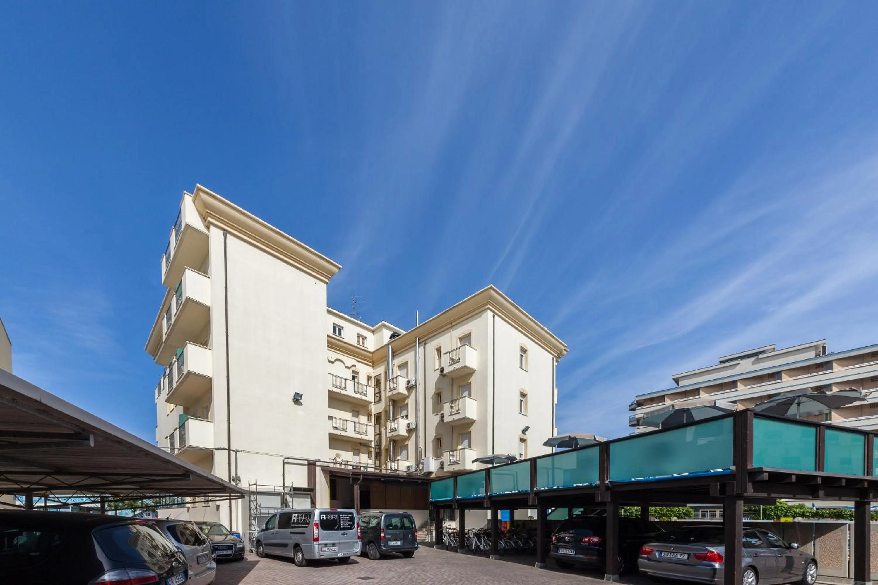 Area and facilities in Hotel Garden