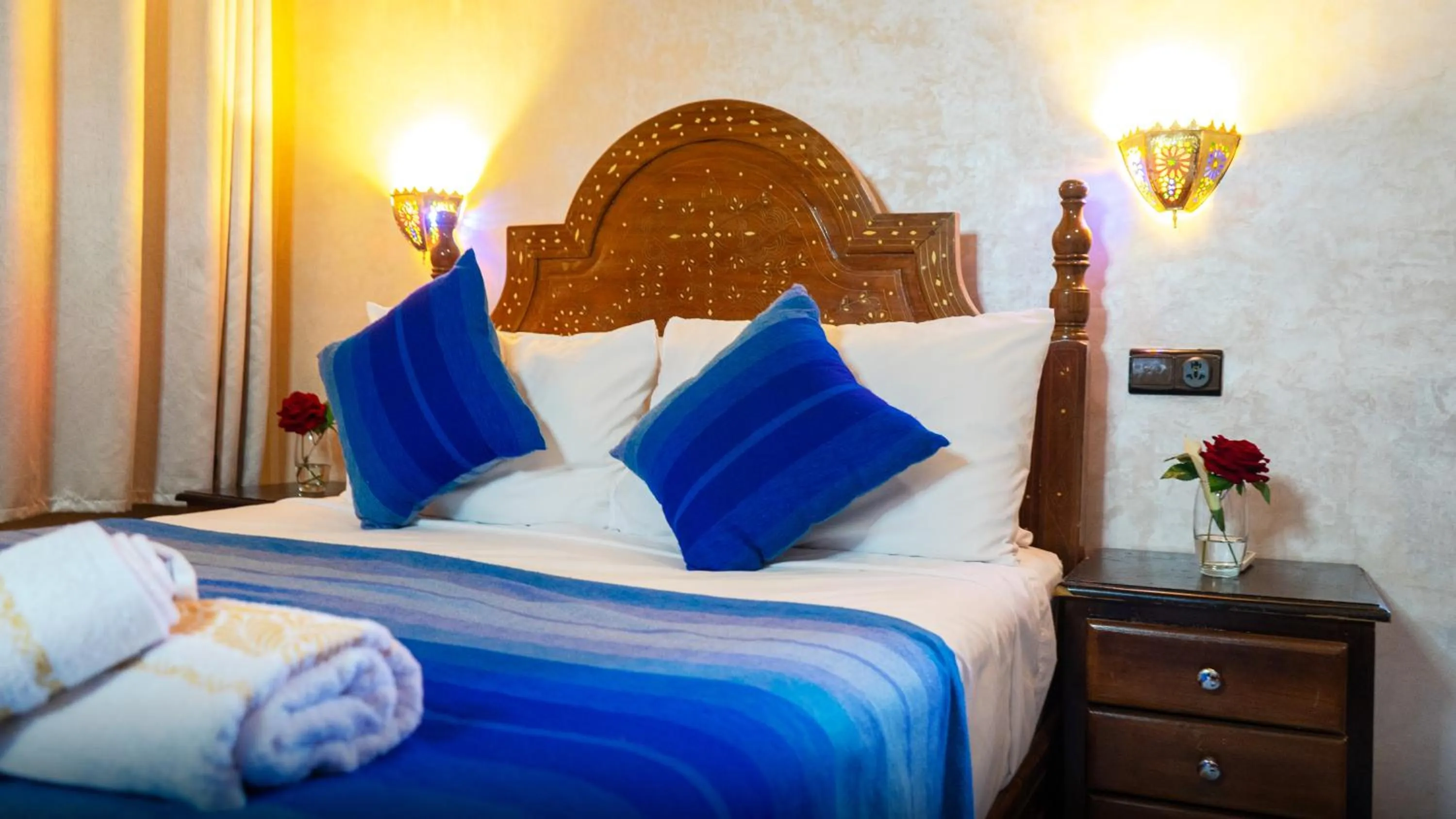 Bed in Riad Dar El Ouedghiri