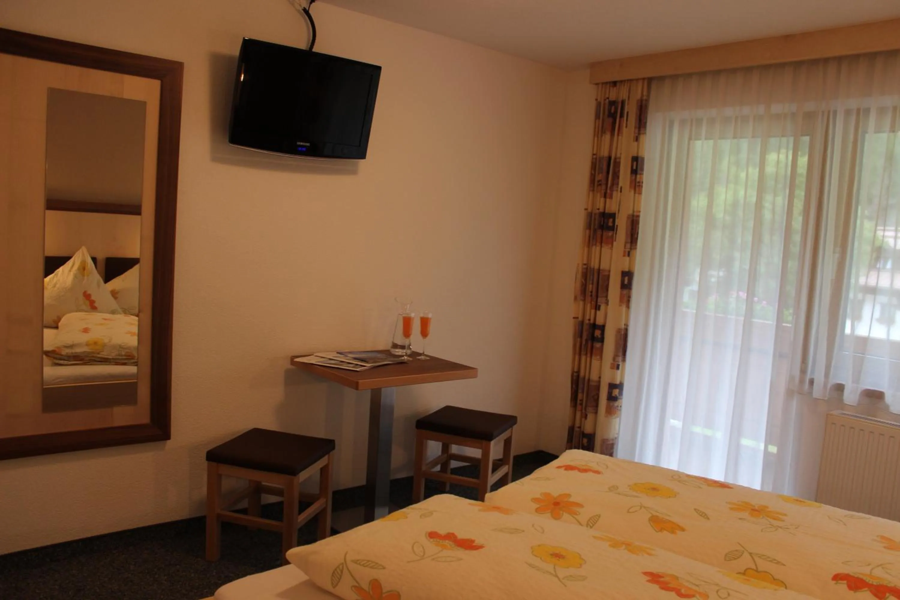 Bedroom, Bed in Haus Alpina & Landhaus Schöpf