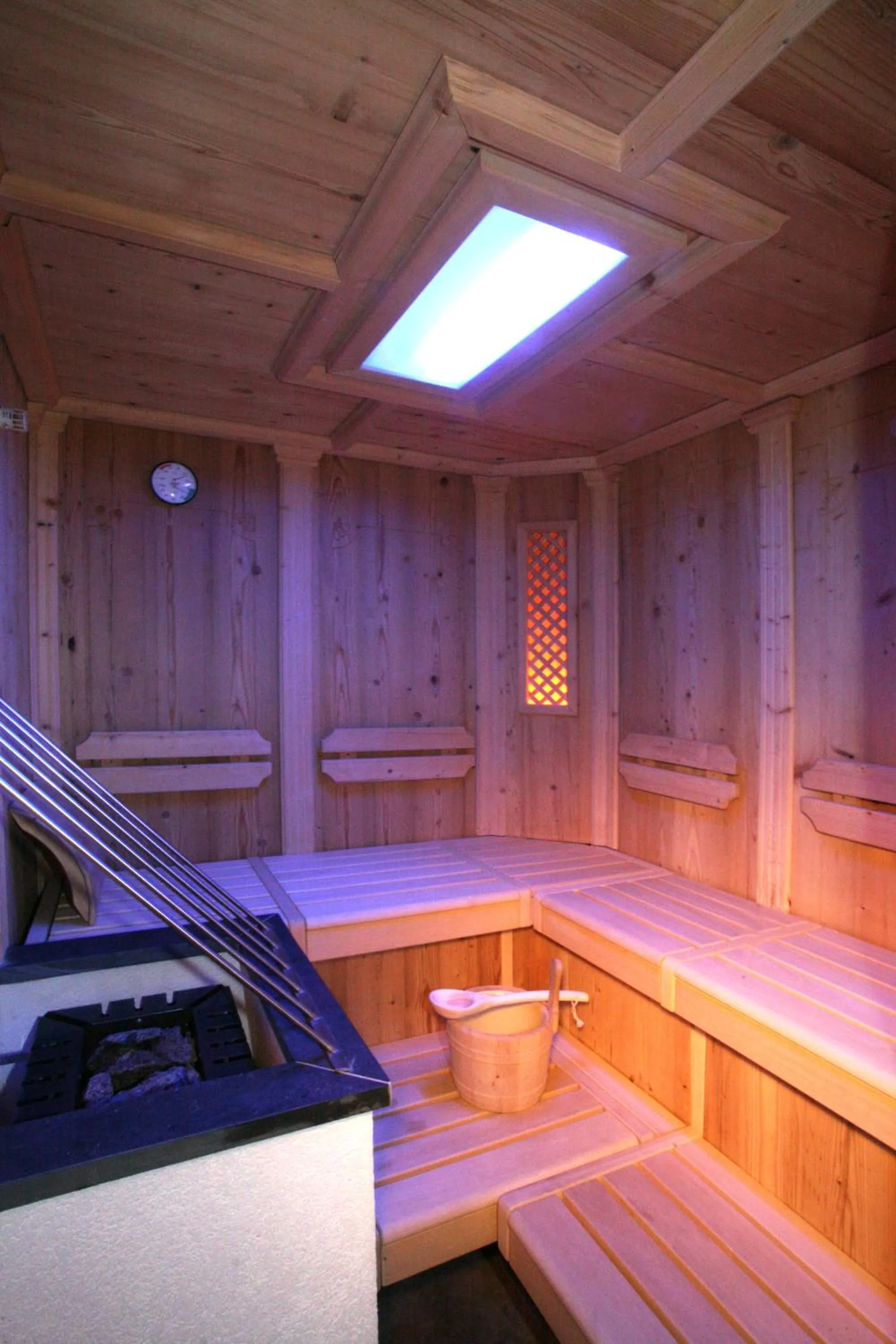 Sauna in Haus Alpina & Landhaus Schöpf
