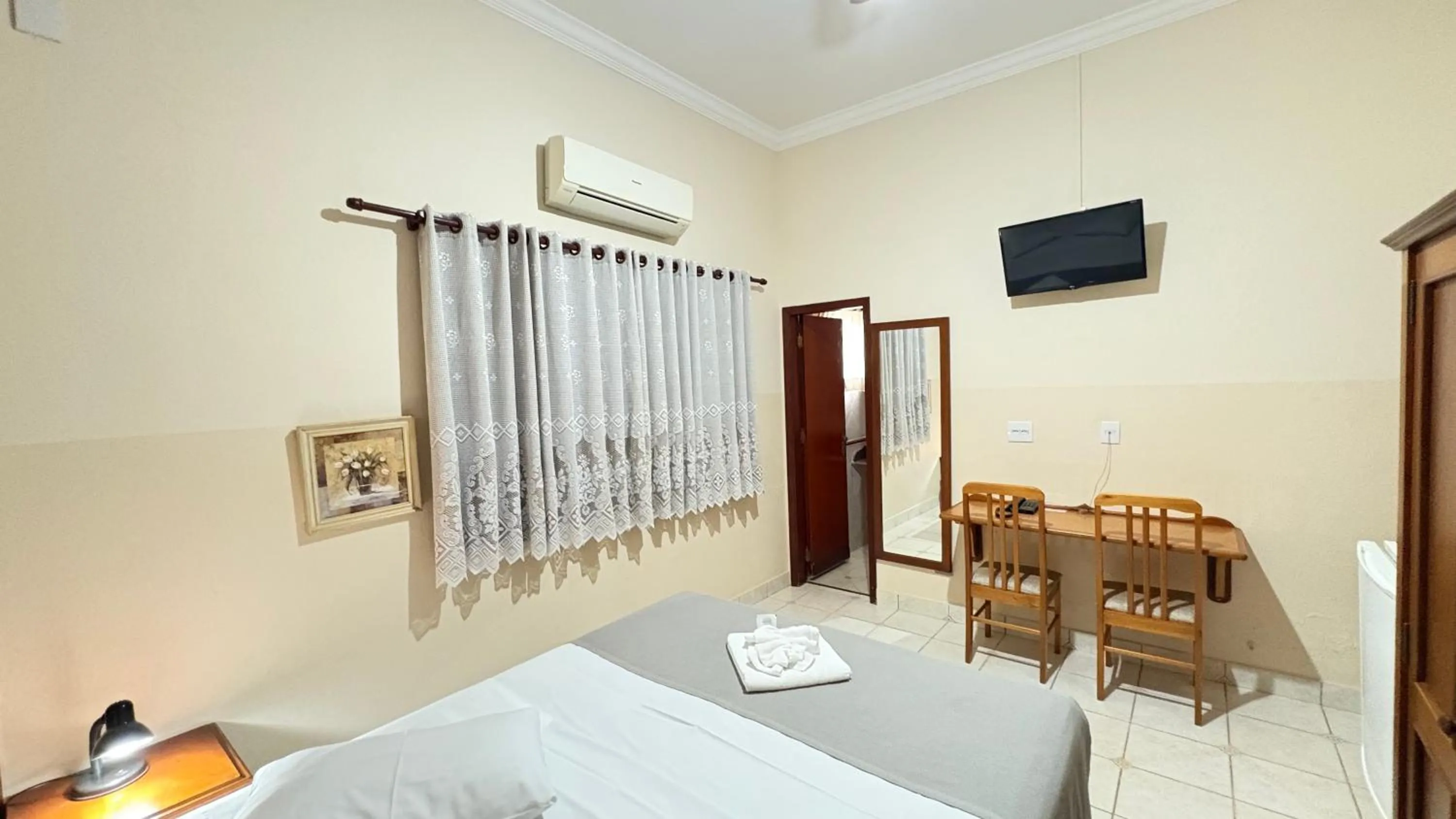 Bedroom, Bed in Hotel Casa Grande Orlândia SP